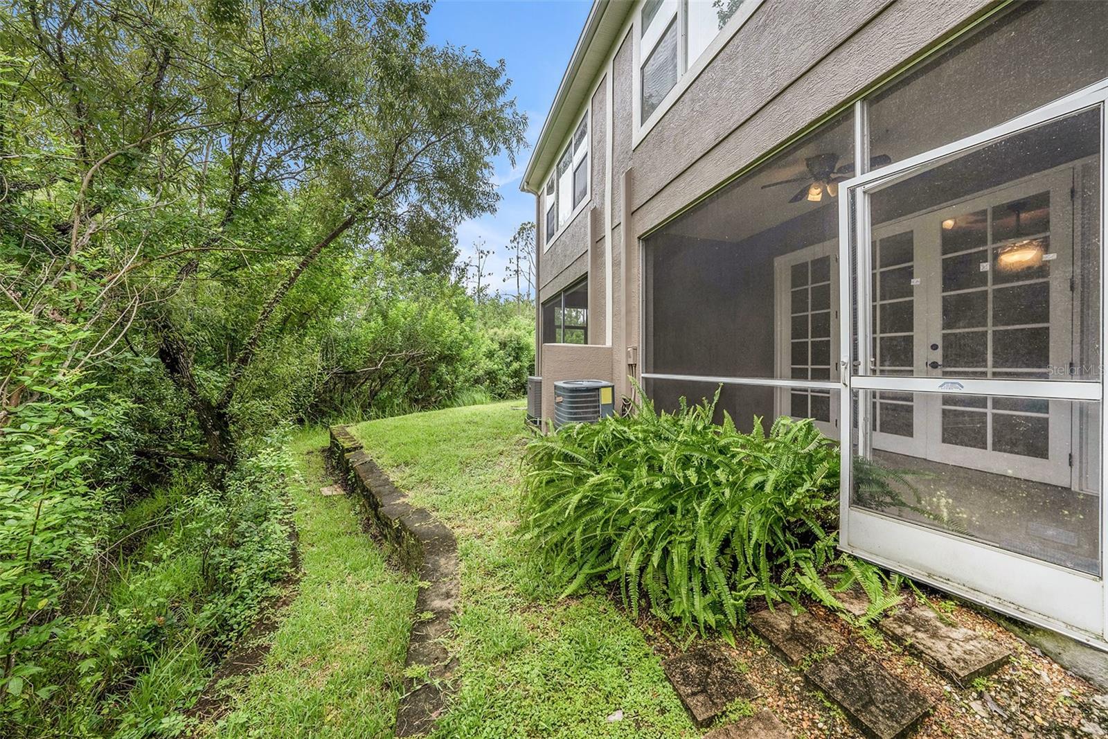 Image 18 of 23 For 11066 Windsor Place Circle