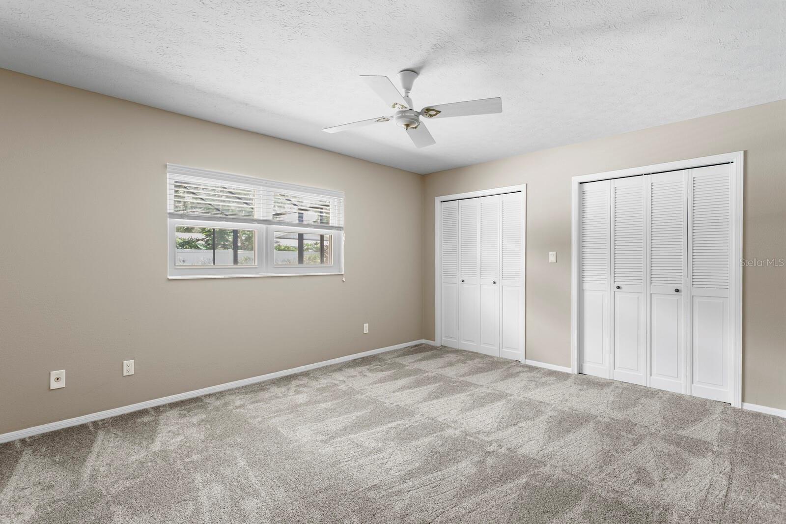 Listing photo id 28 for 818 Gascon Place