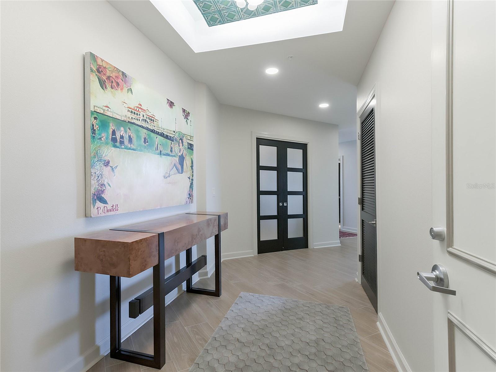 Image 4 of 50 For 288 Beach Drive Ne 6a