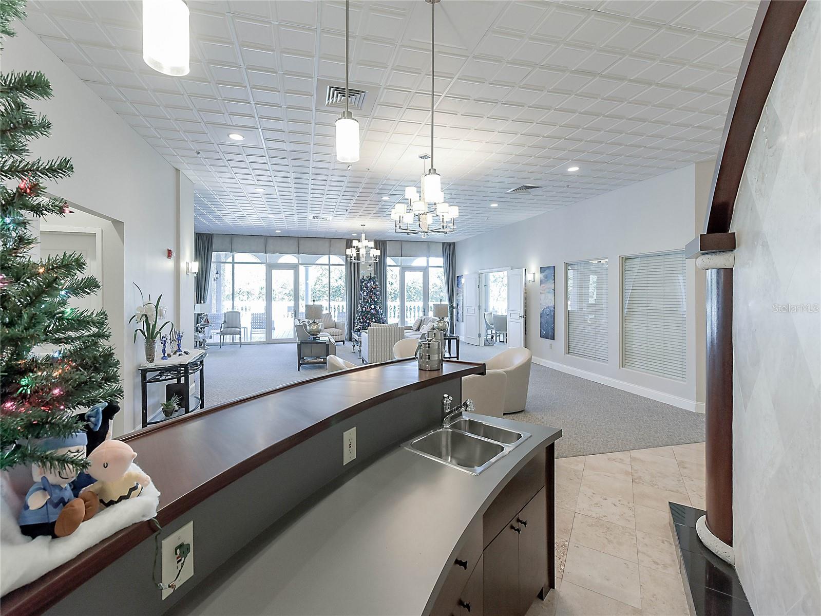 Image 40 of 50 For 288 Beach Drive Ne 6a