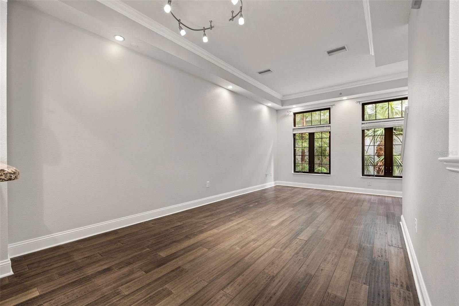 Image 9 of 35 For 2217 Soho Bay Court