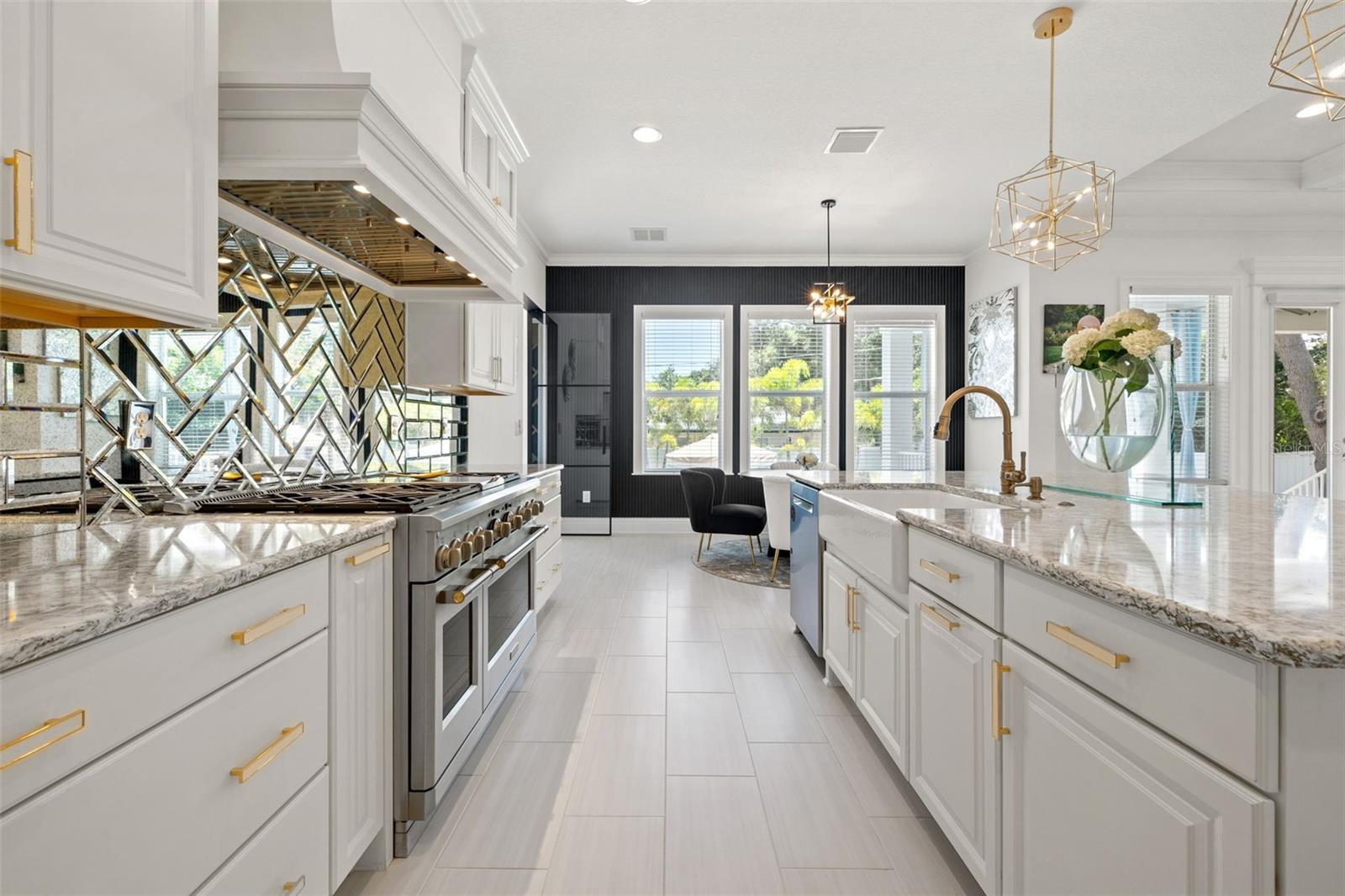 Listing photo id 22 for 439 Bayview Drive Ne