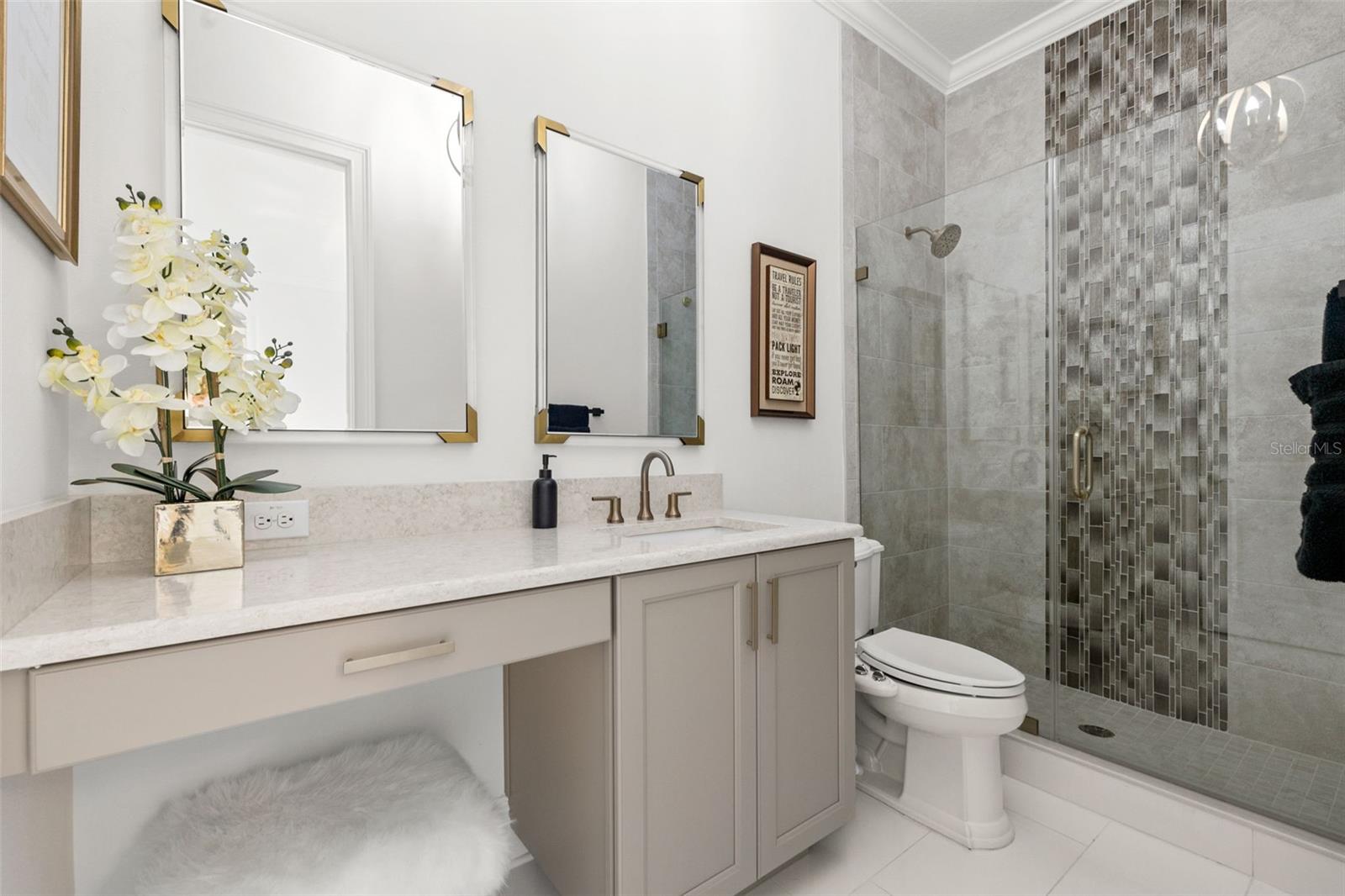 Listing photo id 28 for 439 Bayview Drive Ne