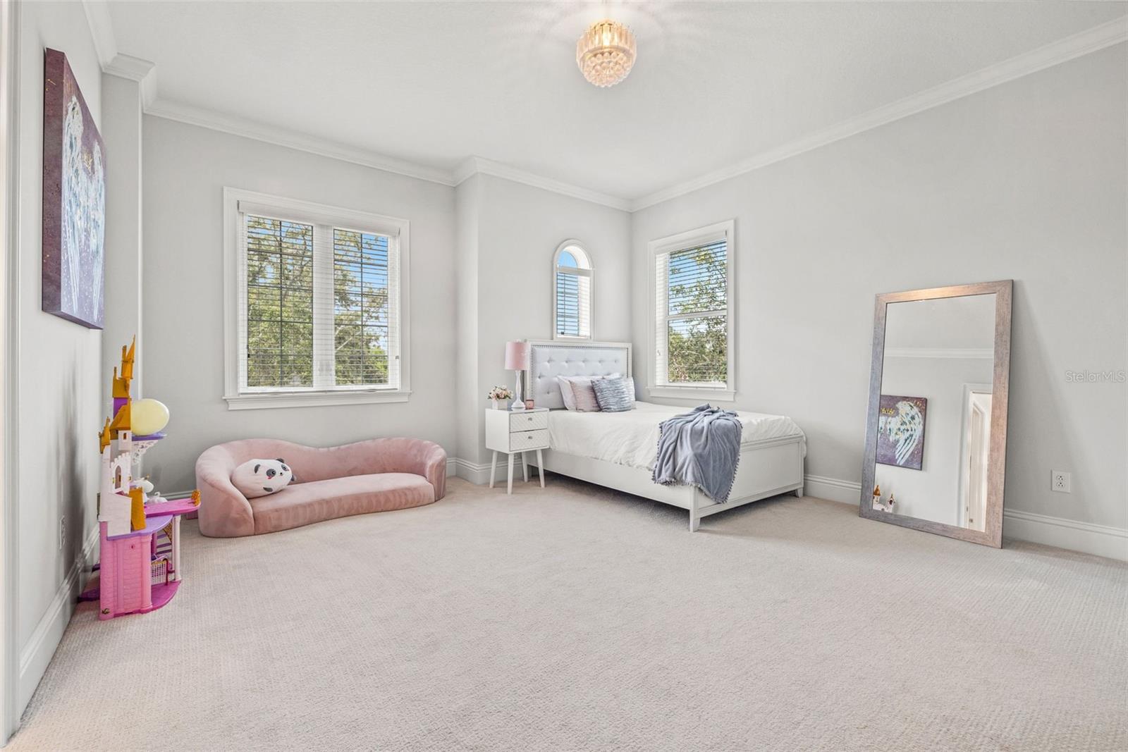 Listing photo id 39 for 439 Bayview Drive Ne