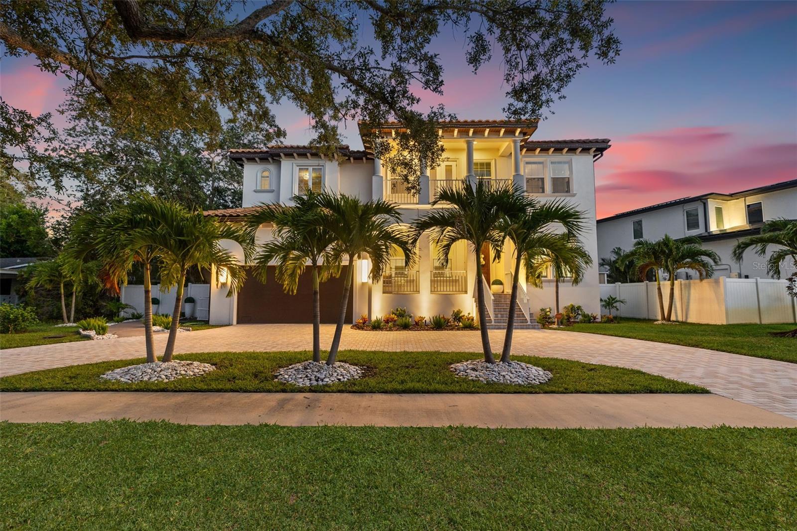 Listing photo id 71 for 439 Bayview Drive Ne