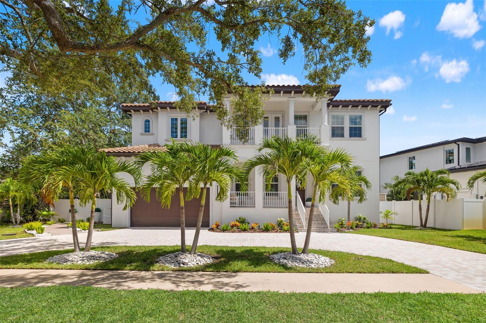 Listing photo id 77 for 439 Bayview Drive Ne