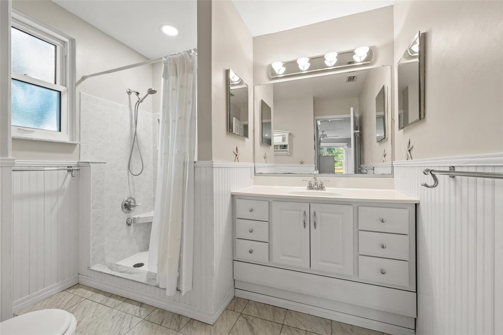 Image 24 of 46 For 7127 3rd Avenue N