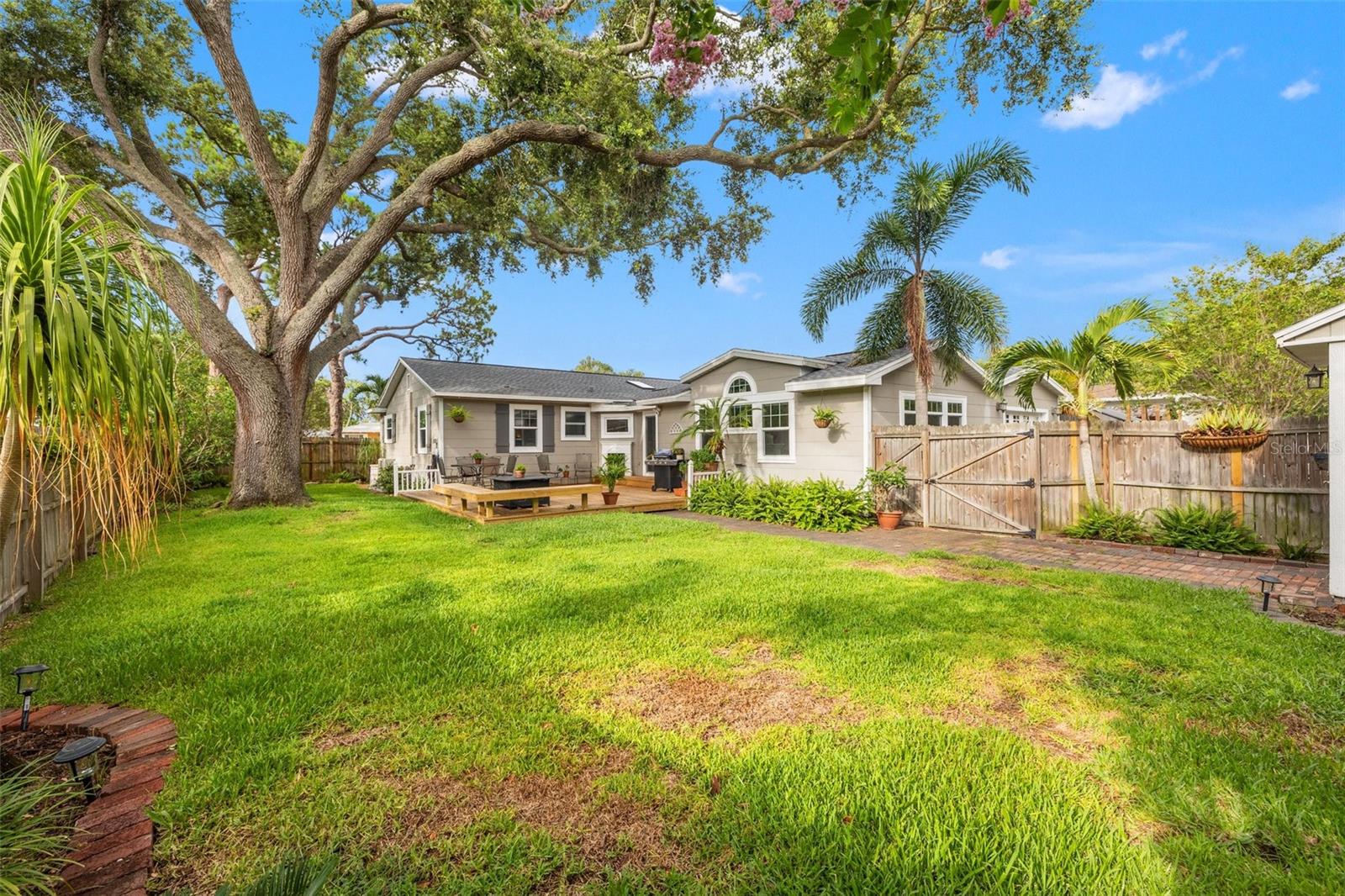 Image 38 of 46 For 7127 3rd Avenue N