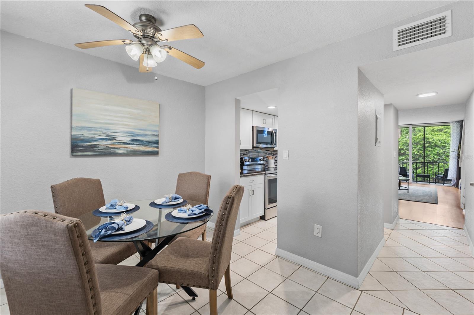 Image 13 of 62 For 809 Russell Lane 321