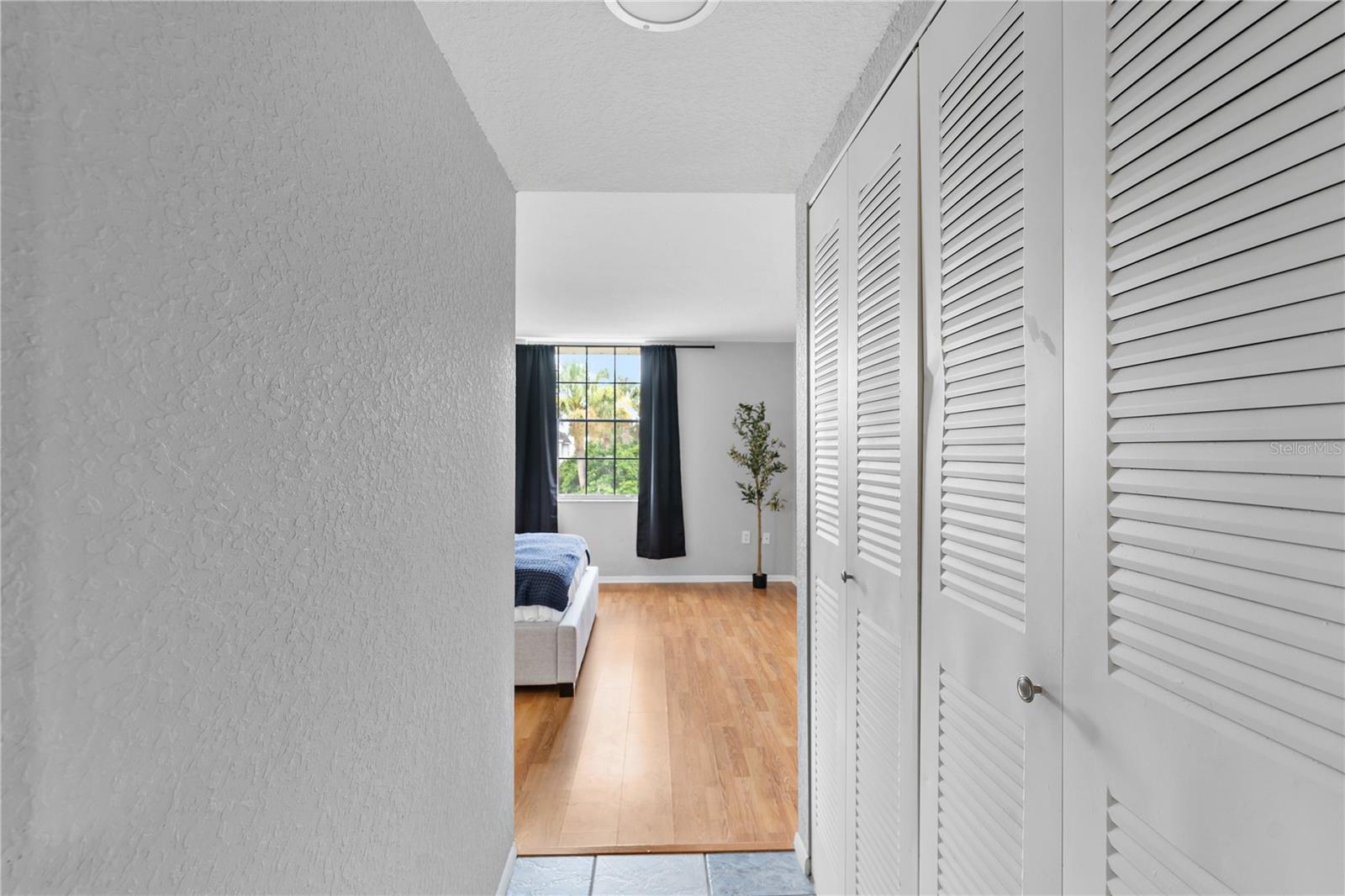 Image 30 of 62 For 809 Russell Lane 321