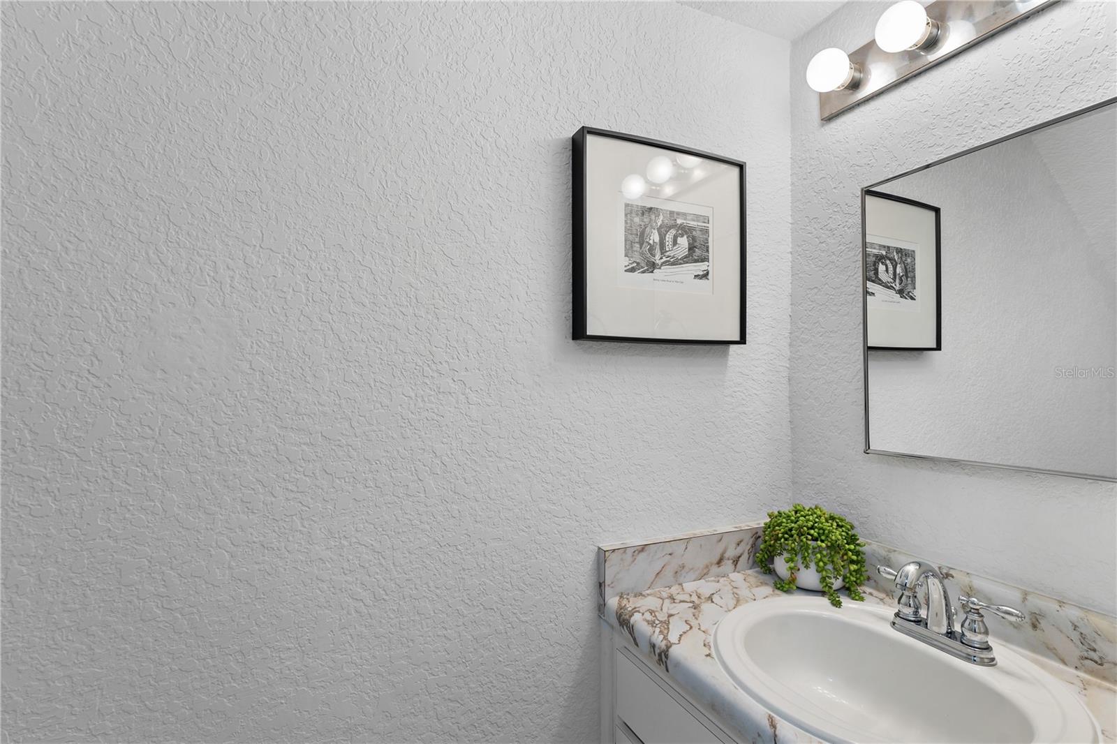 Image 38 of 62 For 809 Russell Lane 321