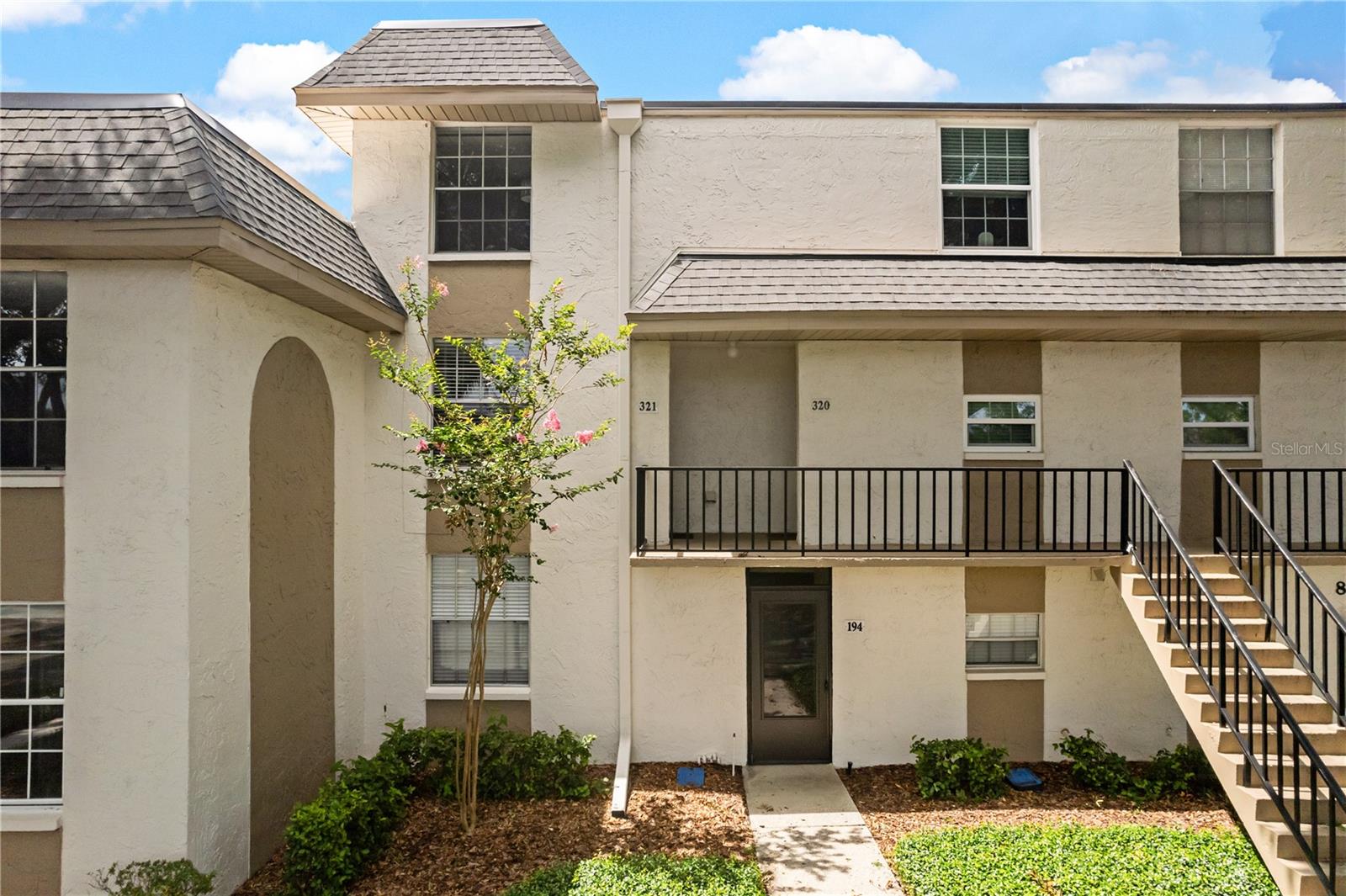 Image 49 of 62 For 809 Russell Lane 321