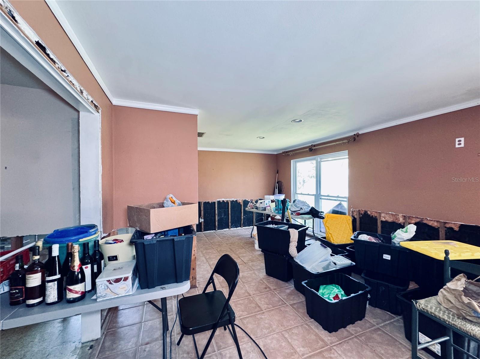 Image 16 of 19 For 5116 Venetian Boulevard Ne