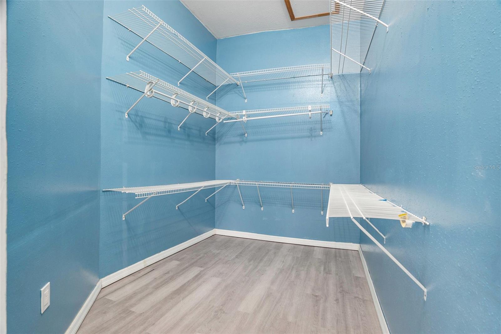 Image 21 of 25 For 12349 Wasatch Court
