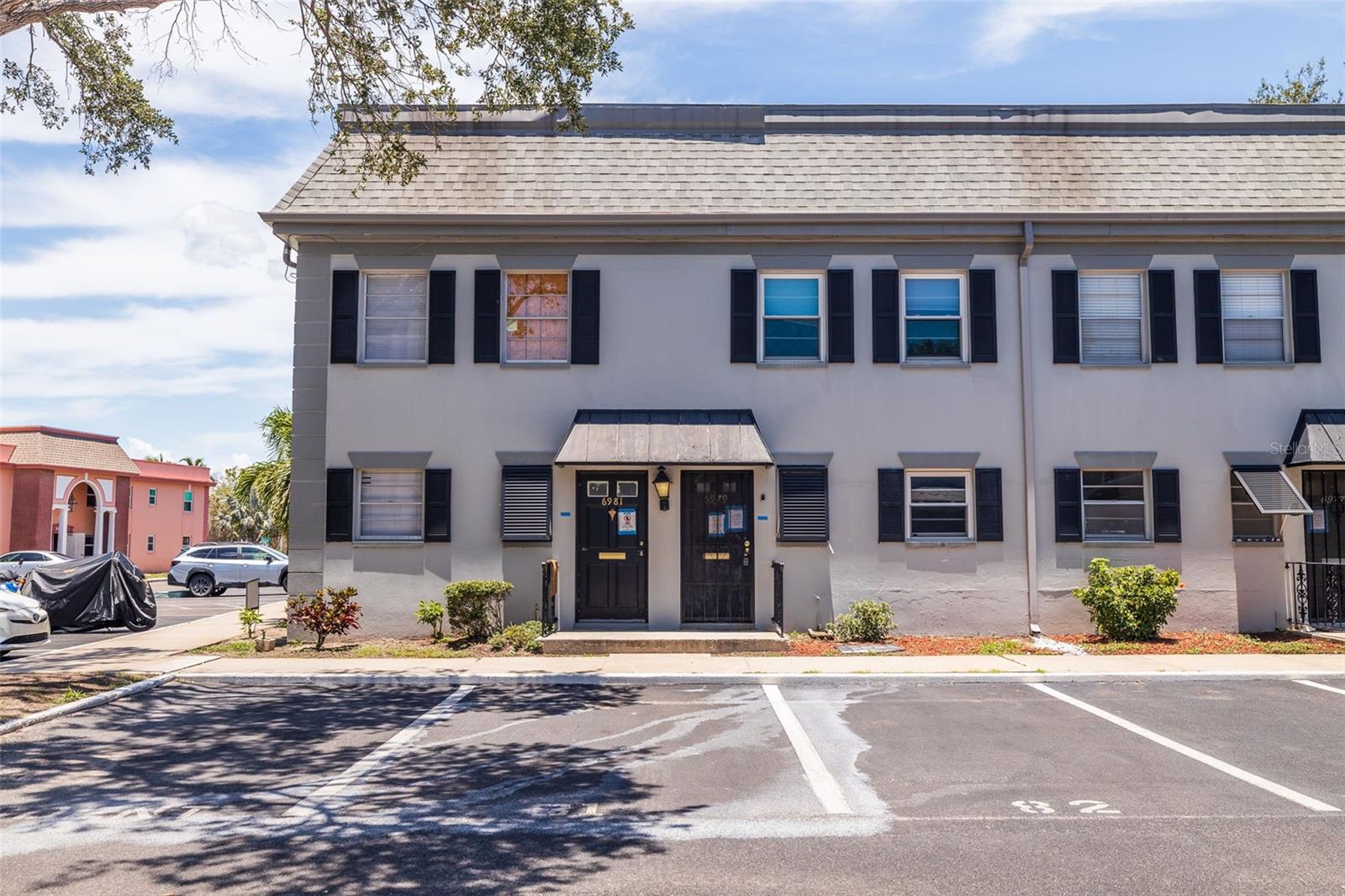 Details for 6979 Place De La Paix  6979, ST PETERSBURG, FL 33707