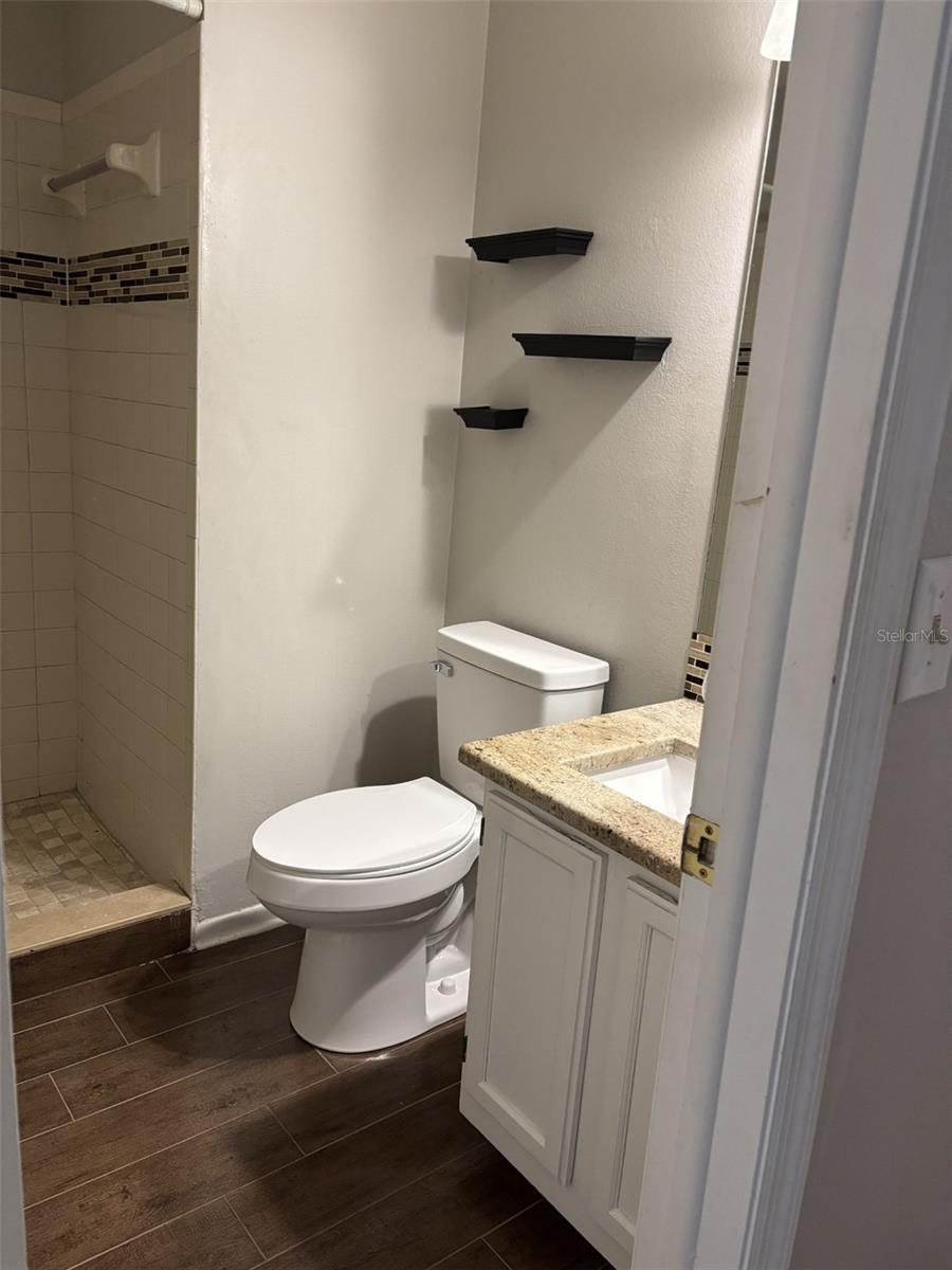 Image 13 of 18 For 8525 J R Manor Drive