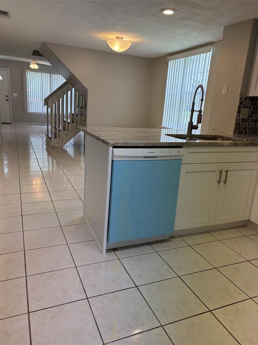Image 7 of 18 For 8525 J R Manor Drive