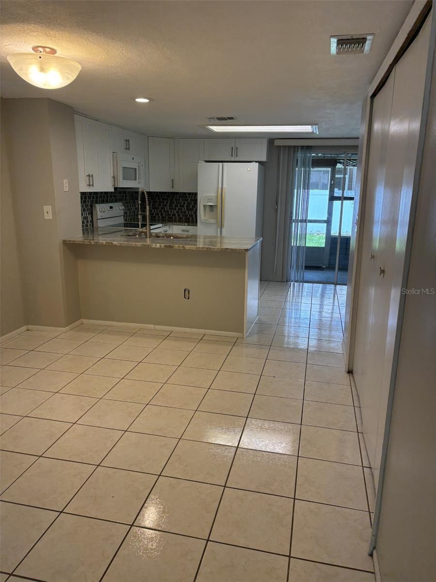 Image 8 of 18 For 8525 J R Manor Drive