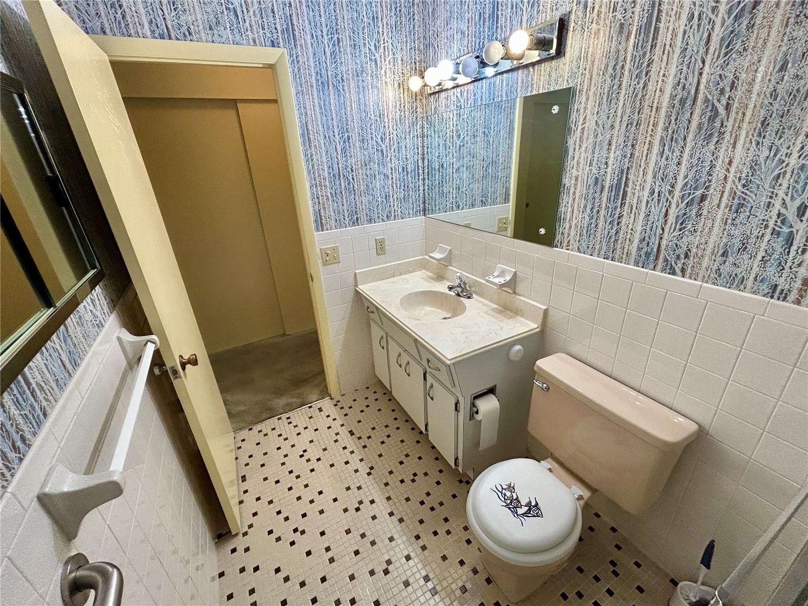 Image 28 of 57 For 2350 Haitian Drive 60