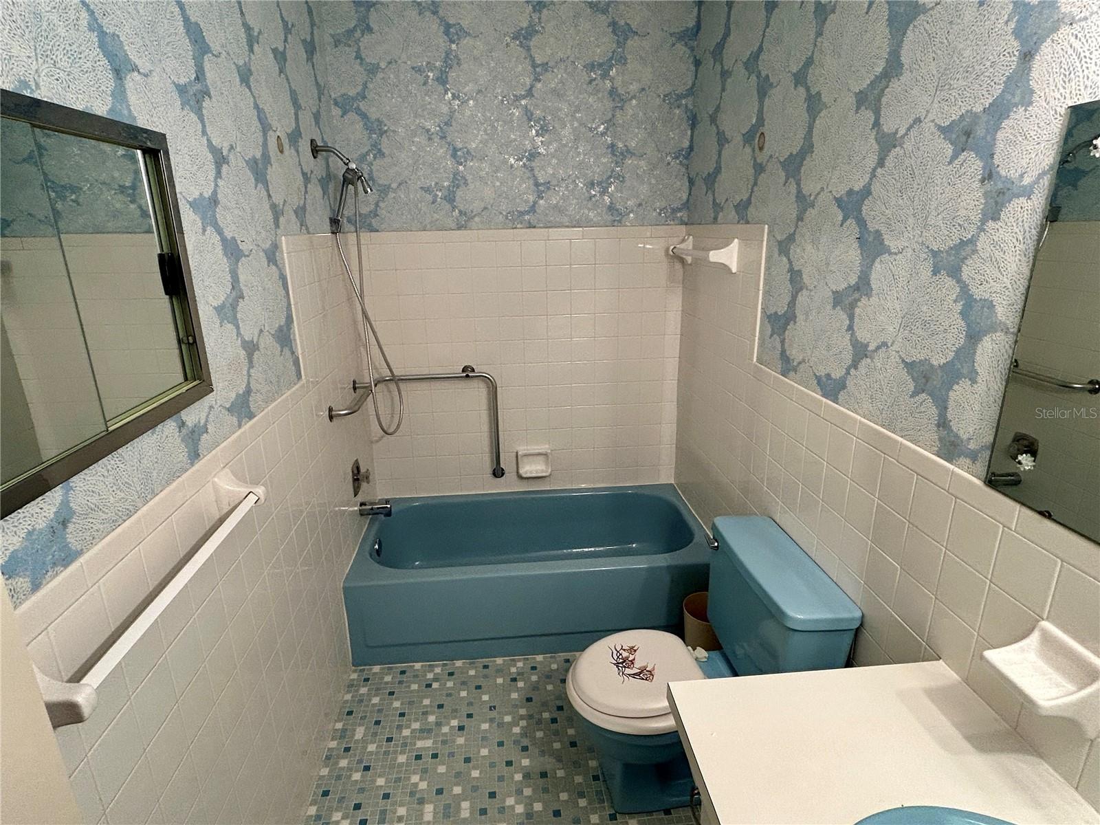 Image 33 of 57 For 2350 Haitian Drive 60