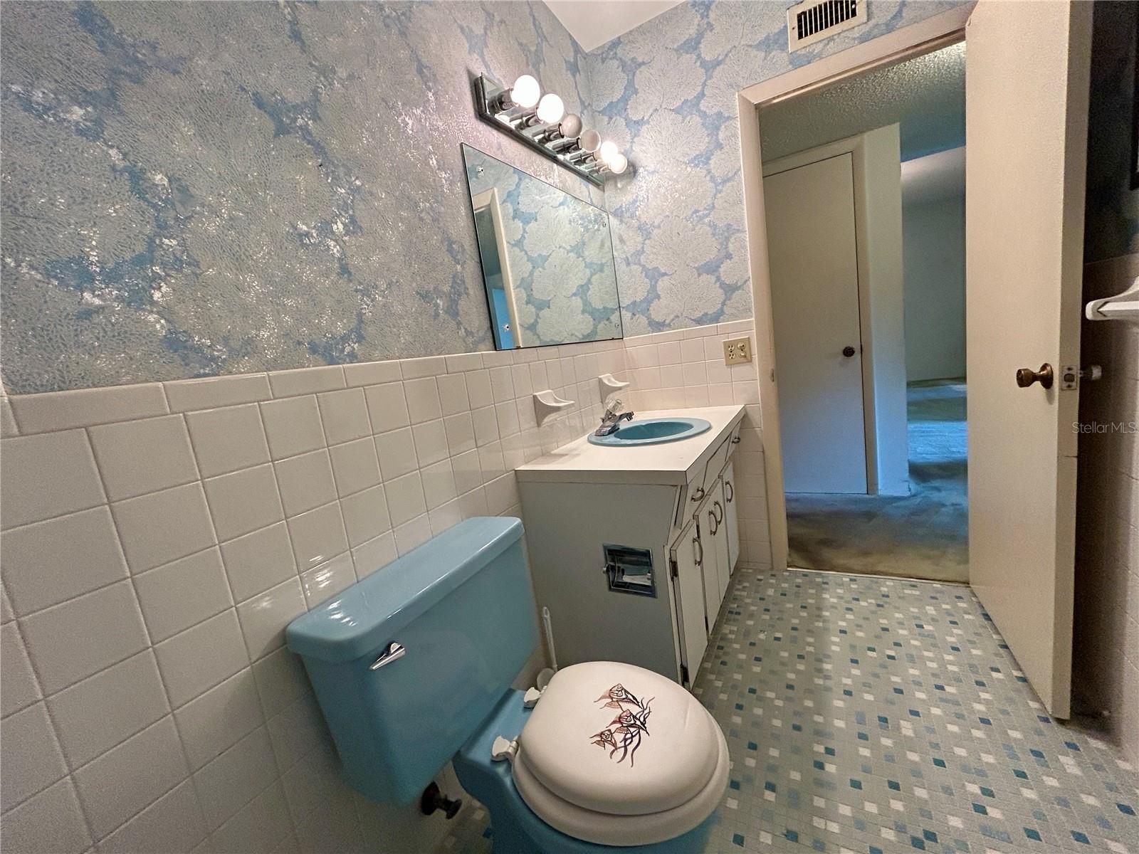 Image 34 of 57 For 2350 Haitian Drive 60