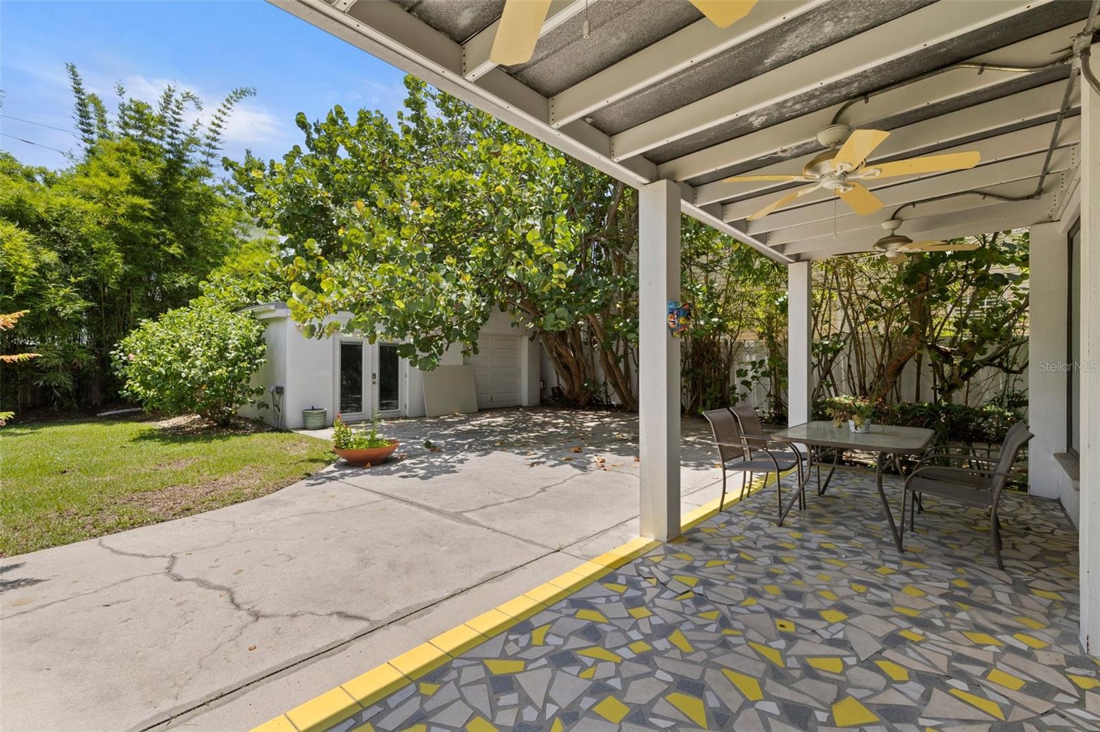 Image 8 of 25 For 163 Barbados Avenue