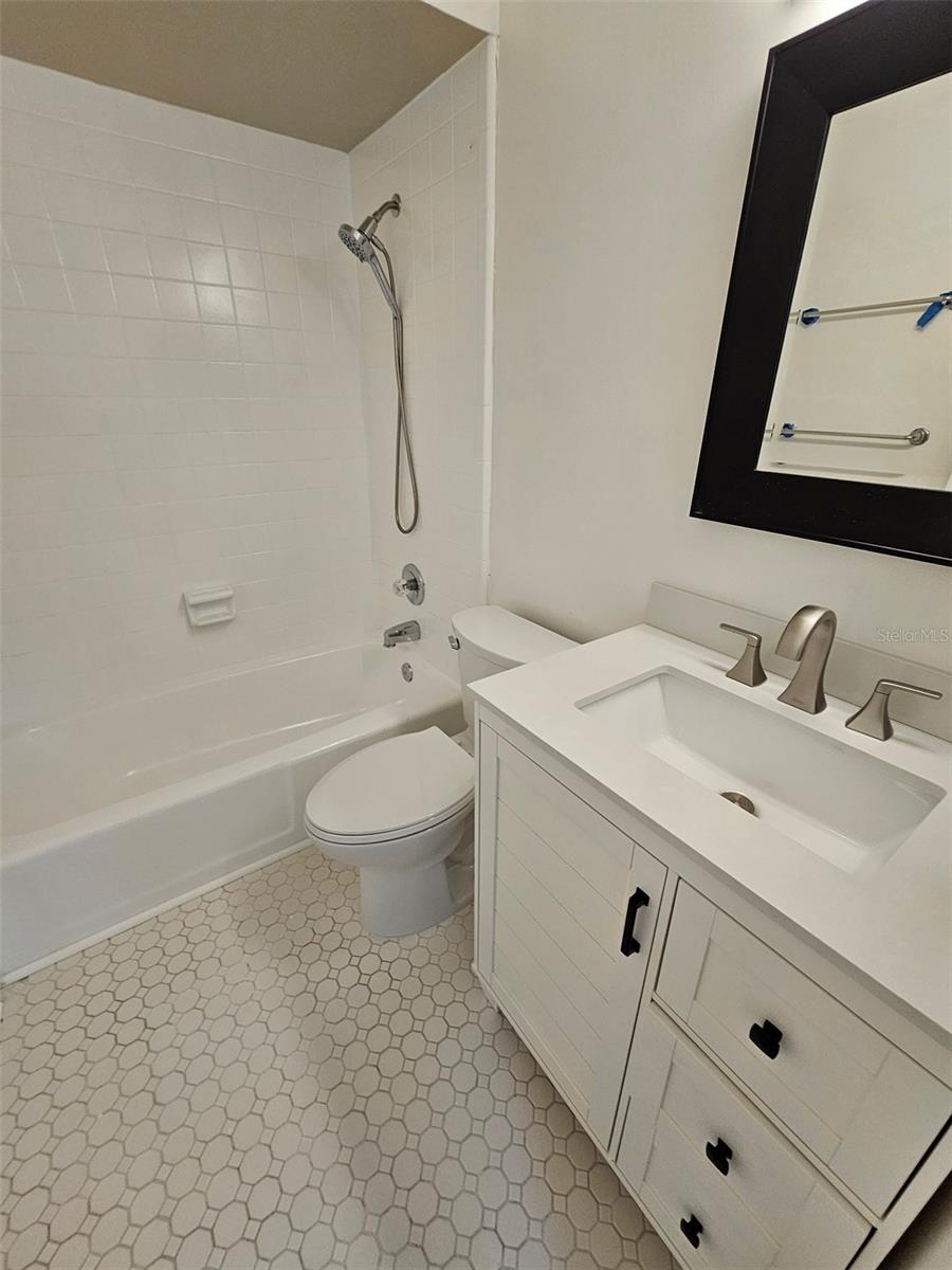 Image 13 of 26 For 175 174th Terrace Drive E 1