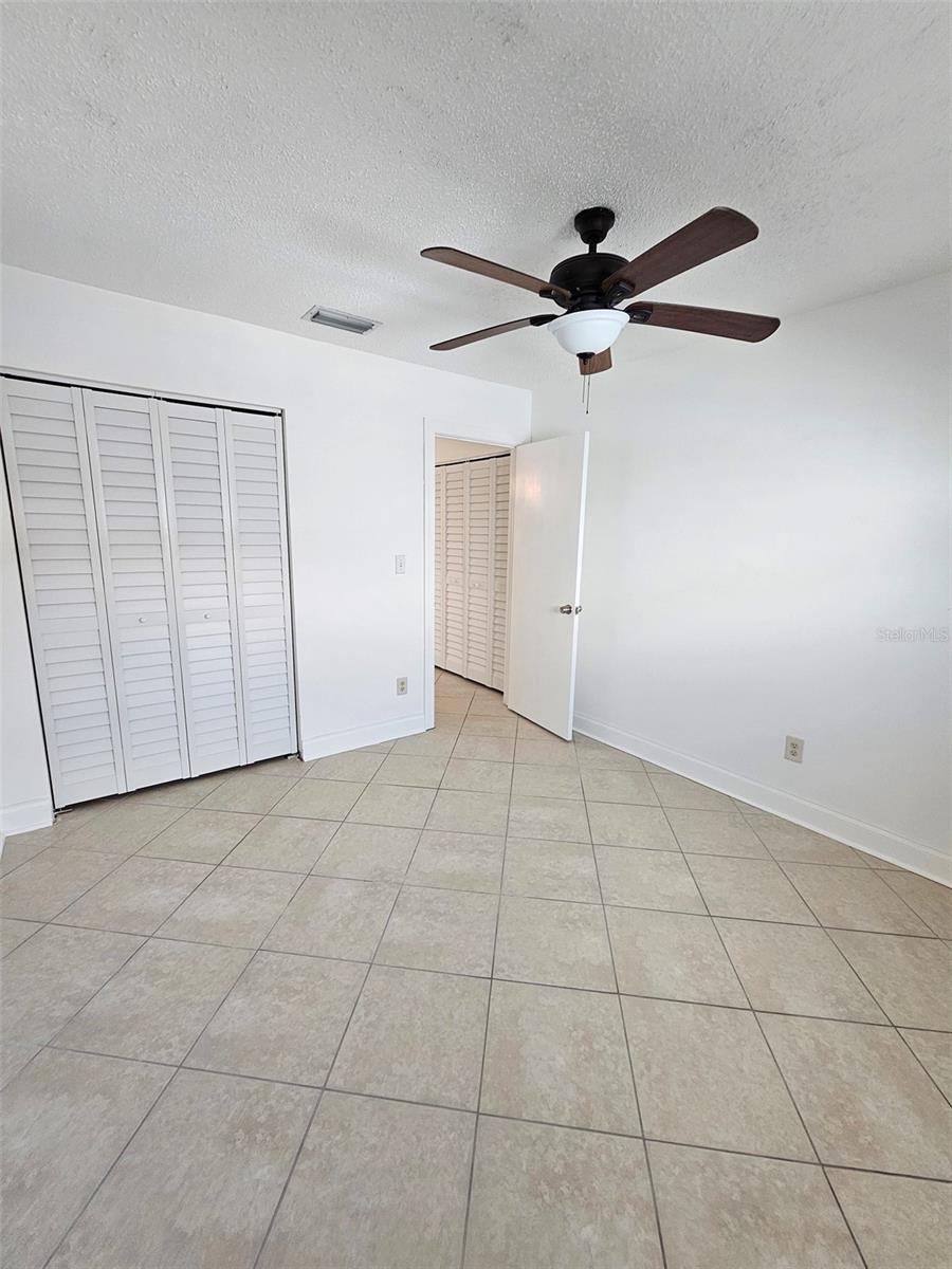 Image 16 of 26 For 175 174th Terrace Drive E 1