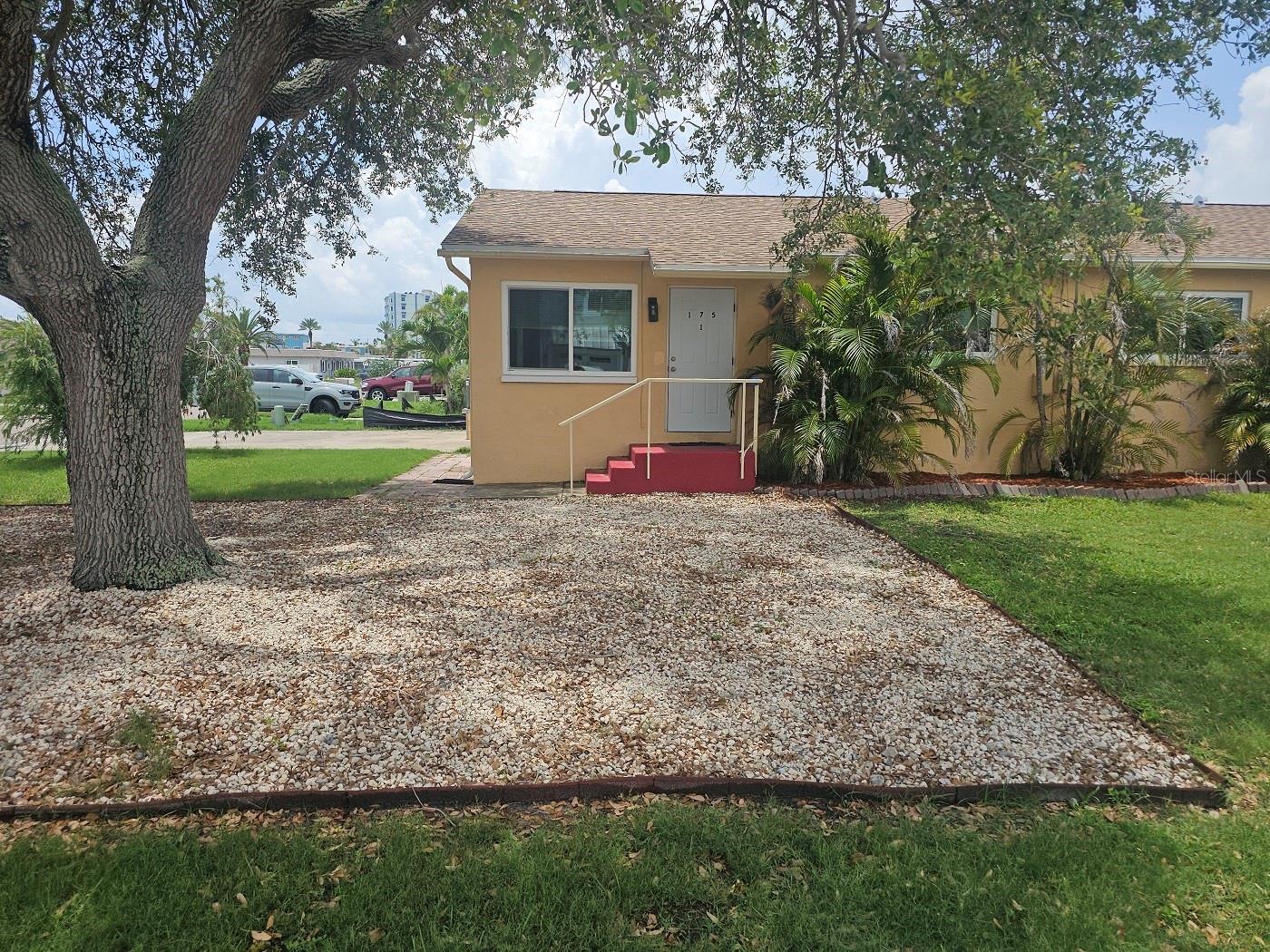 Image 3 of 26 For 175 174th Terrace Drive E 1