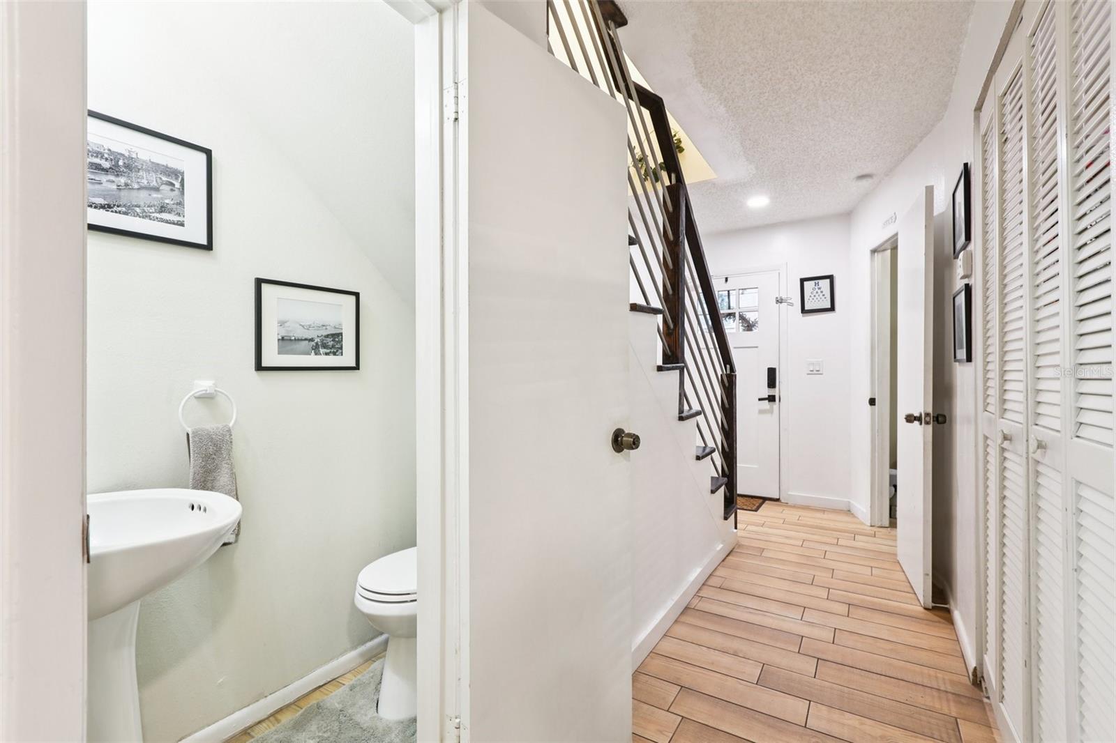 Image 15 of 53 For 2405 Stroud Avenue B