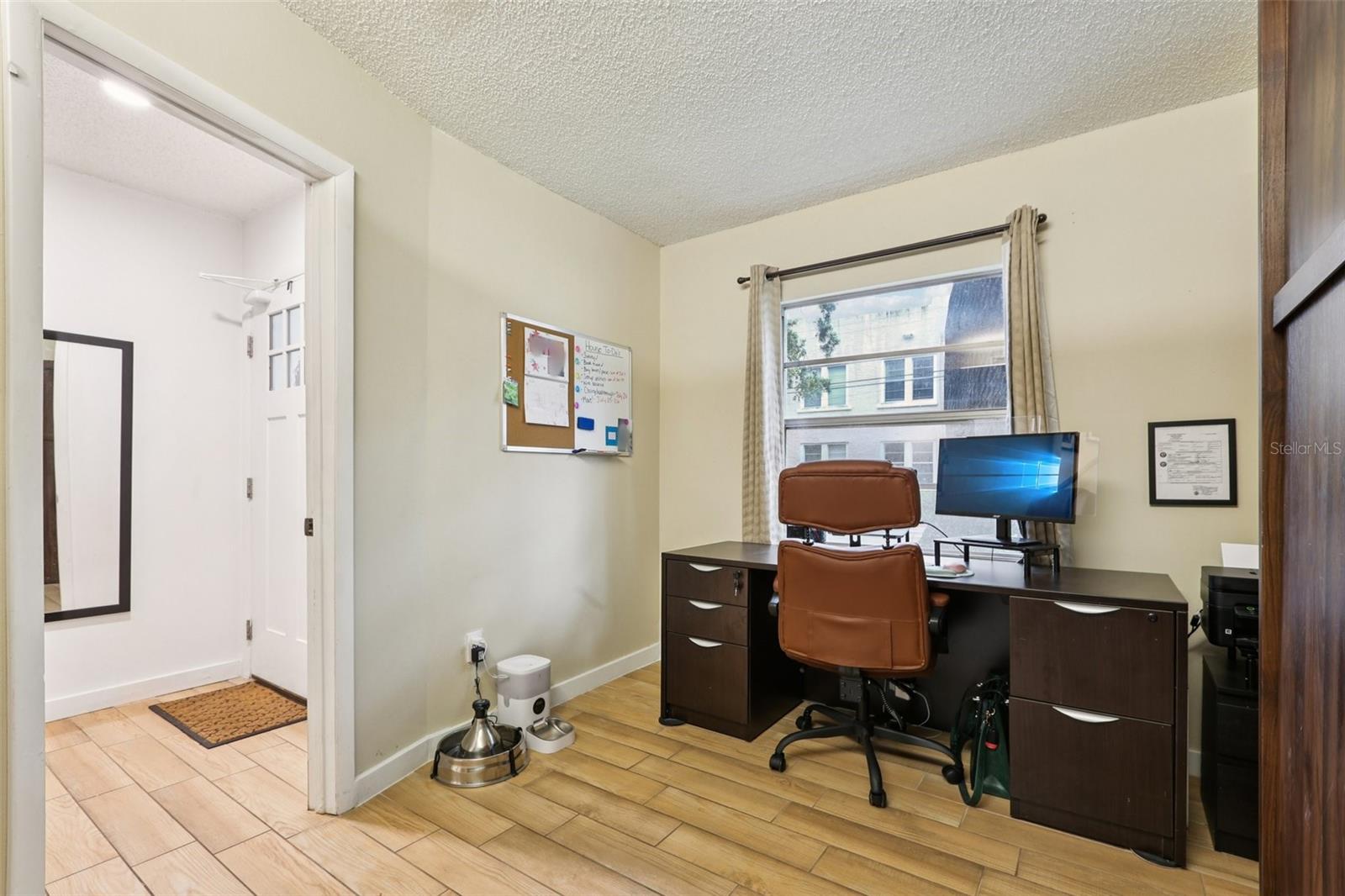 Image 17 of 53 For 2405 Stroud Avenue B
