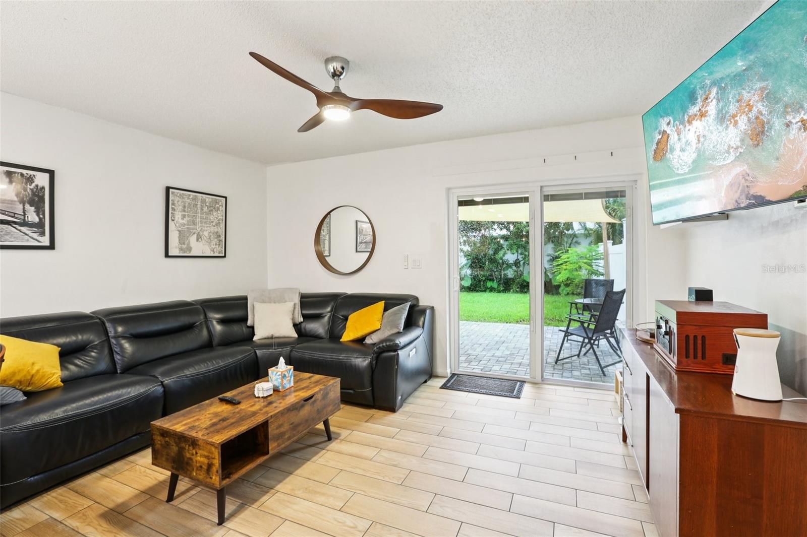Image 4 of 53 For 2405 Stroud Avenue B