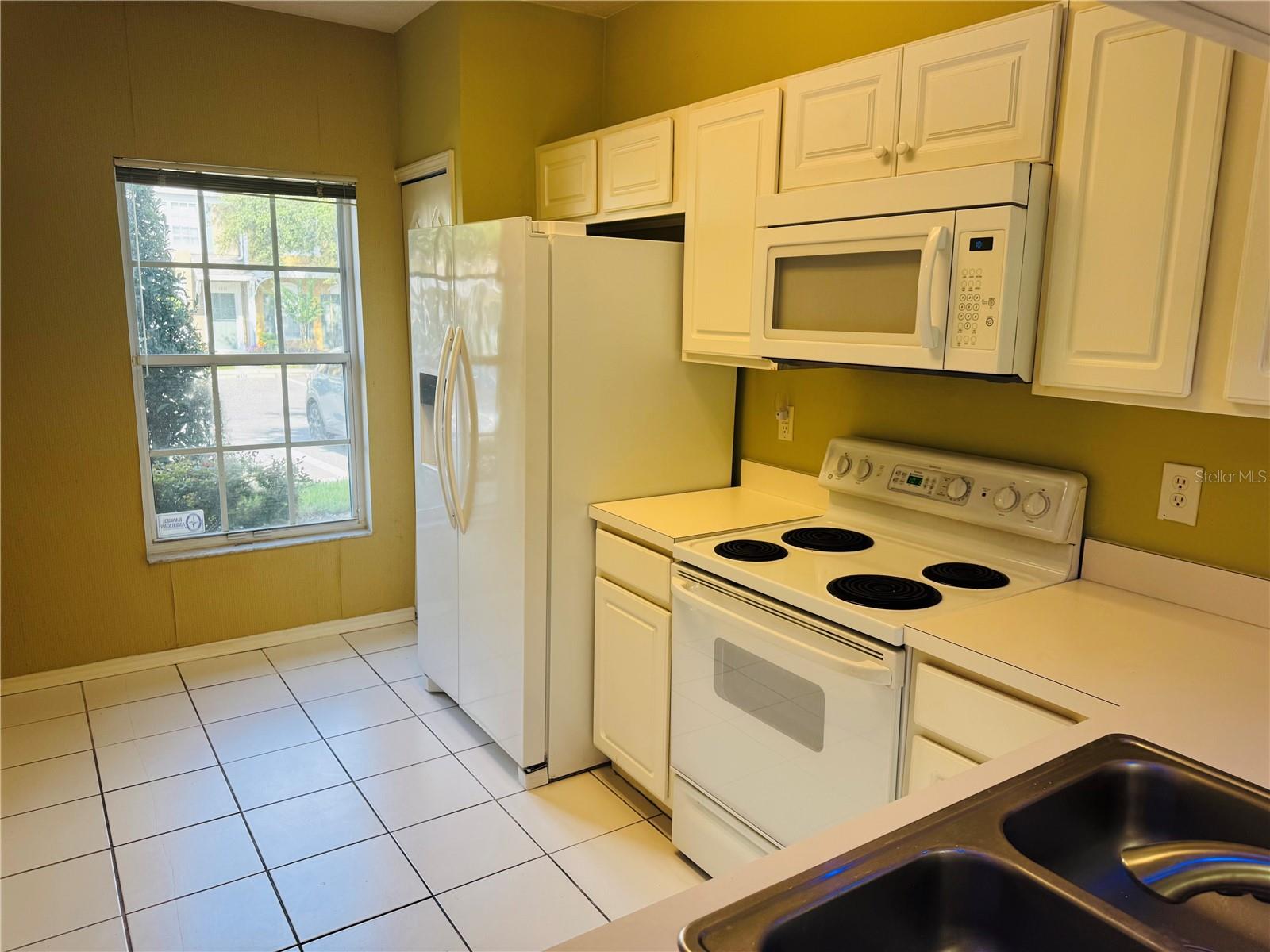 Image 6 of 43 For 1212 Kennewick Court