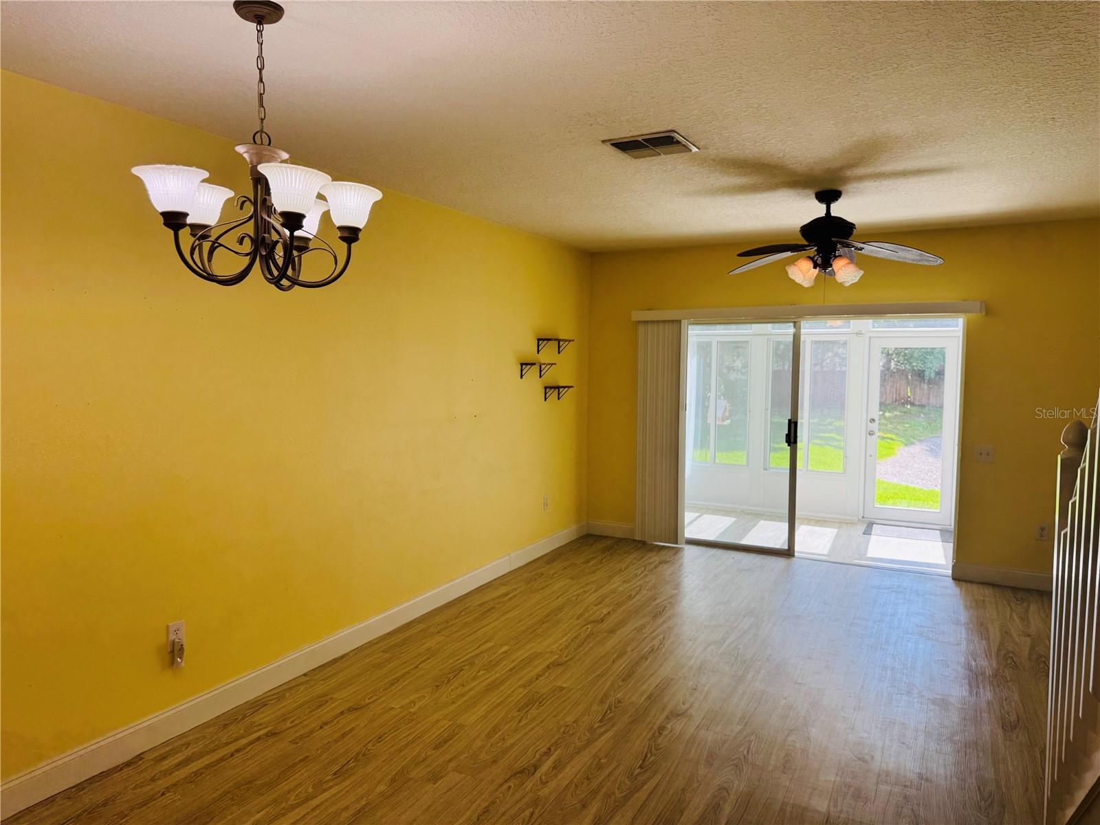 Image 7 of 43 For 1212 Kennewick Court
