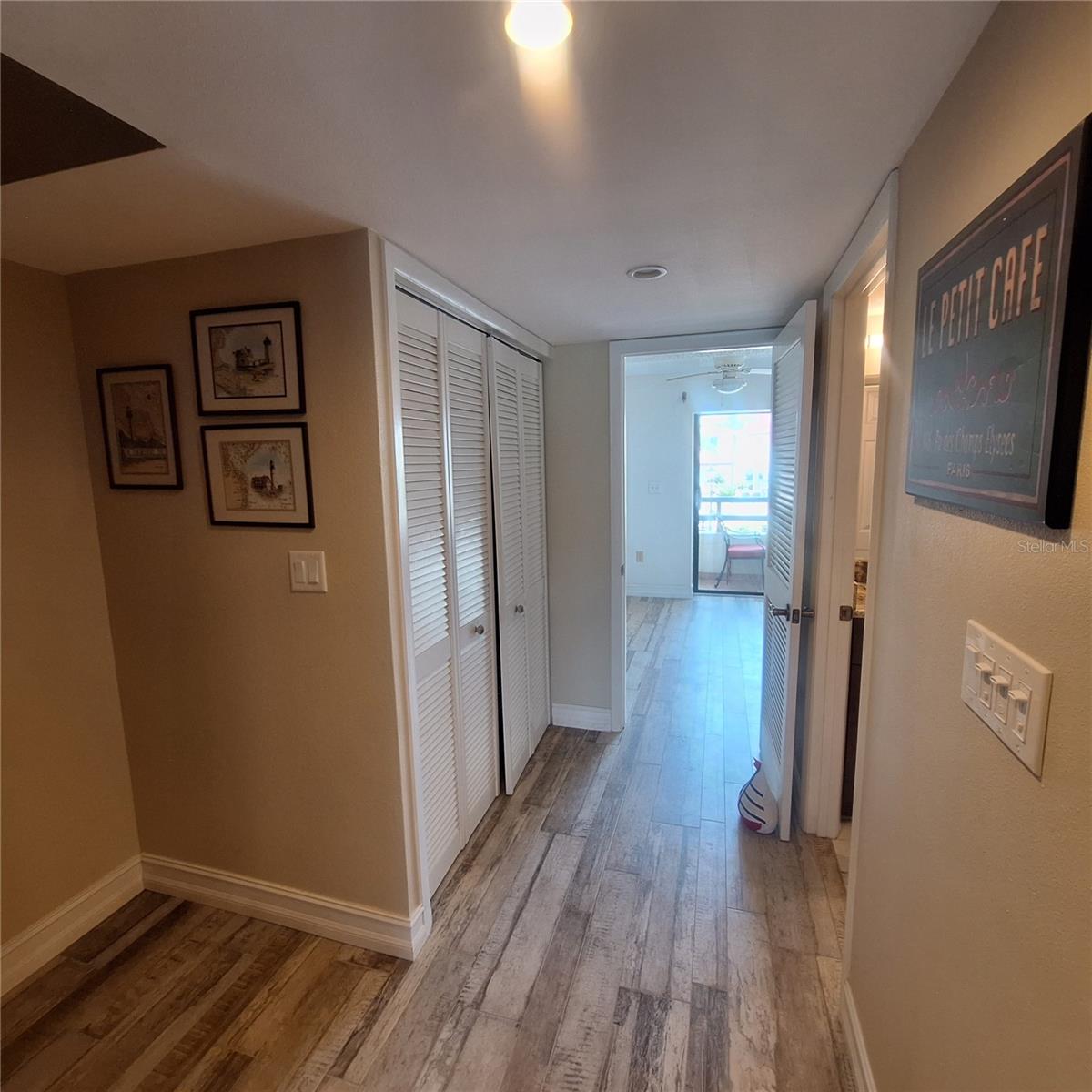 Image 35 of 74 For 132 1st Street E 101