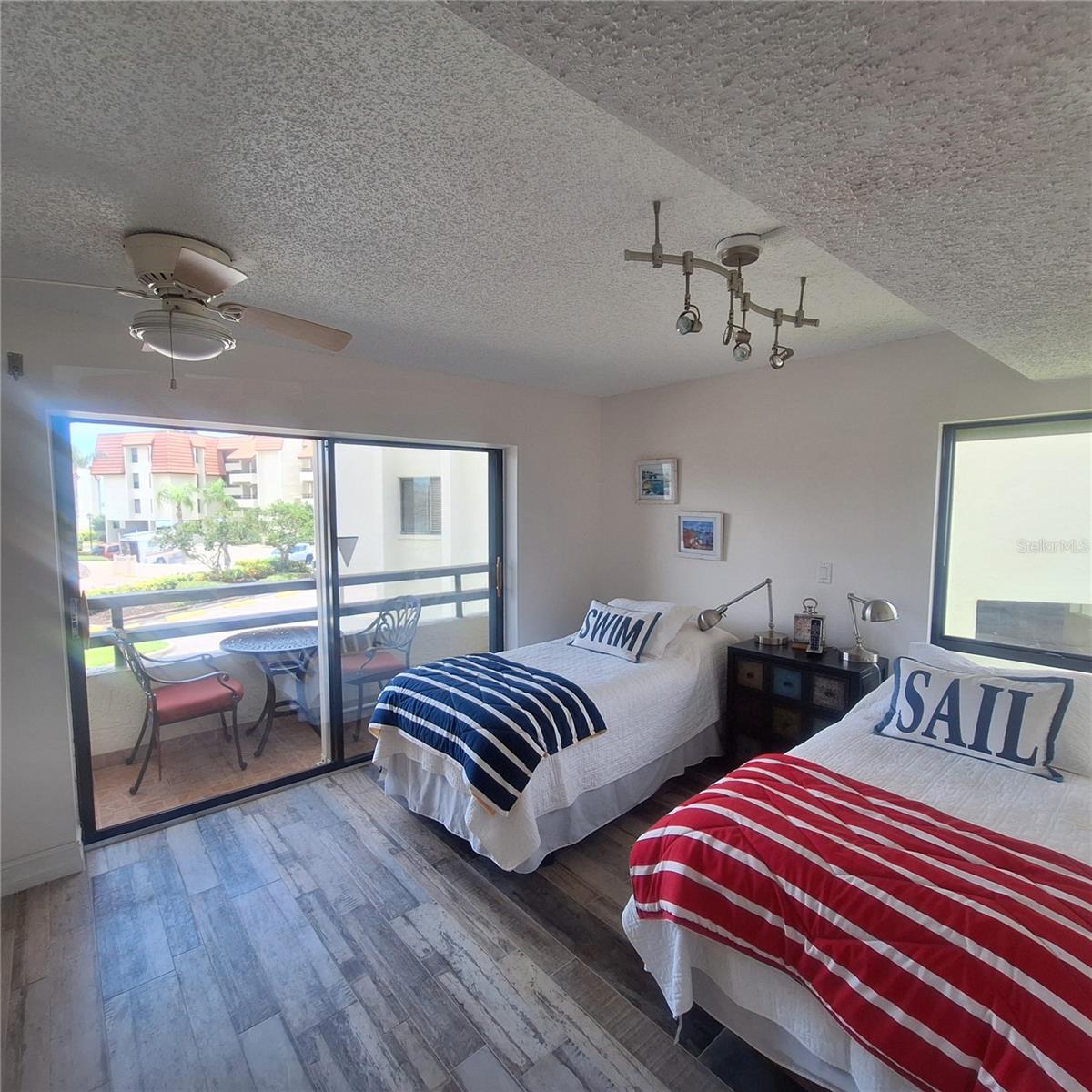 Image 8 of 74 For 132 1st Street E 101