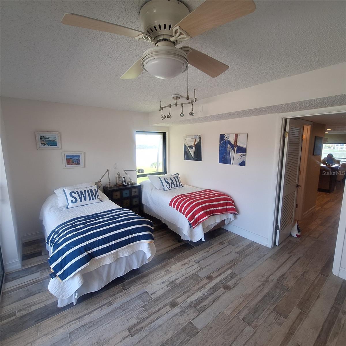 Image 9 of 74 For 132 1st Street E 101