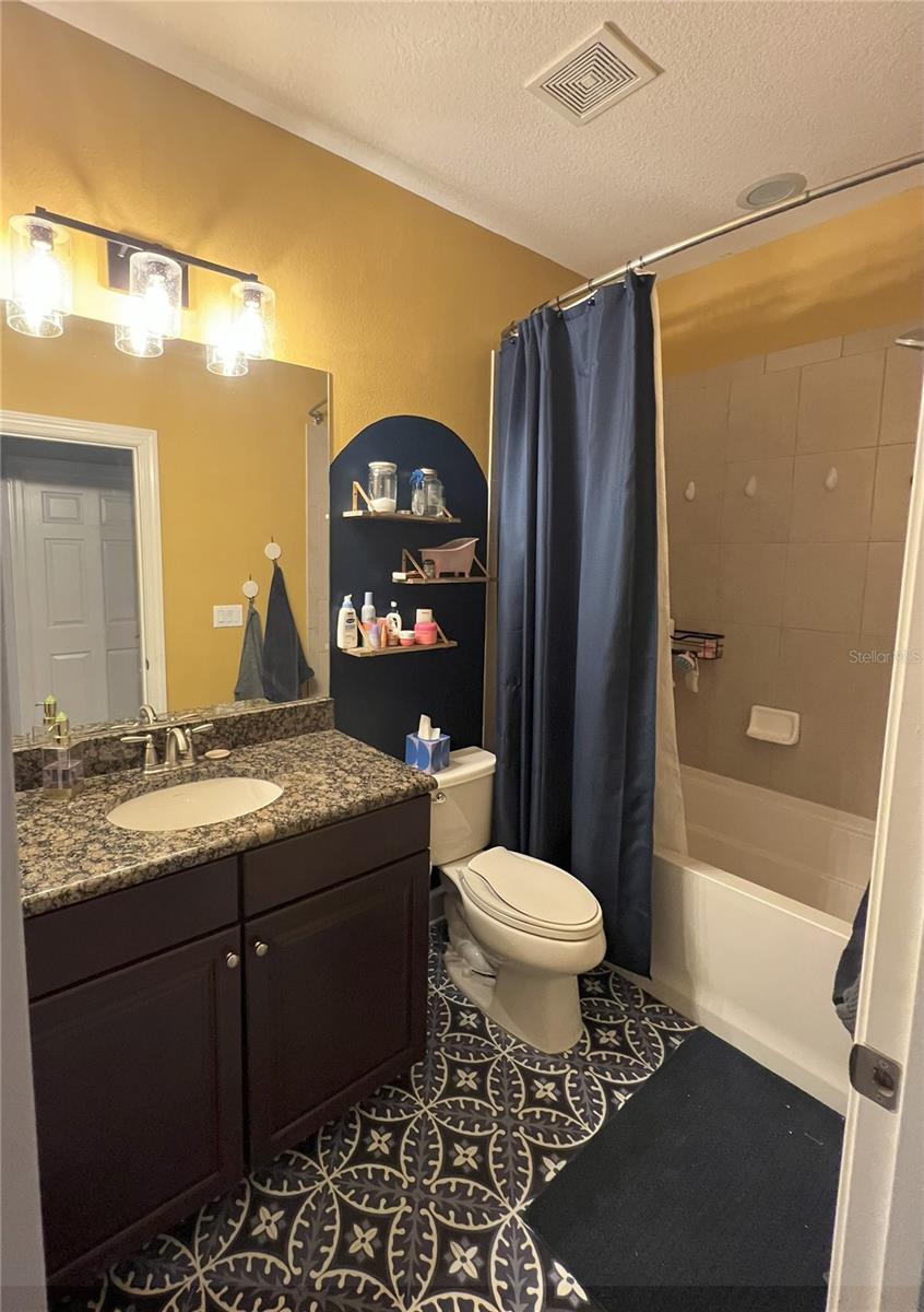 Image 11 of 12 For 210 50th Avenue N
