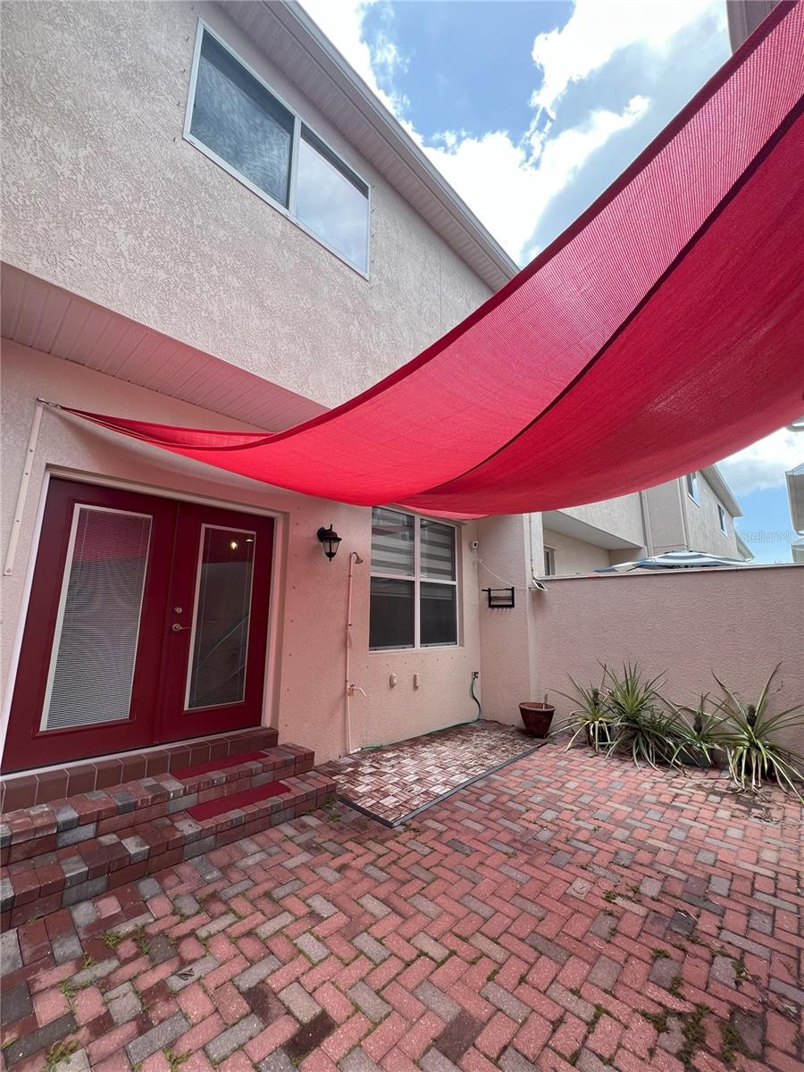 Image 3 of 12 For 210 50th Avenue N