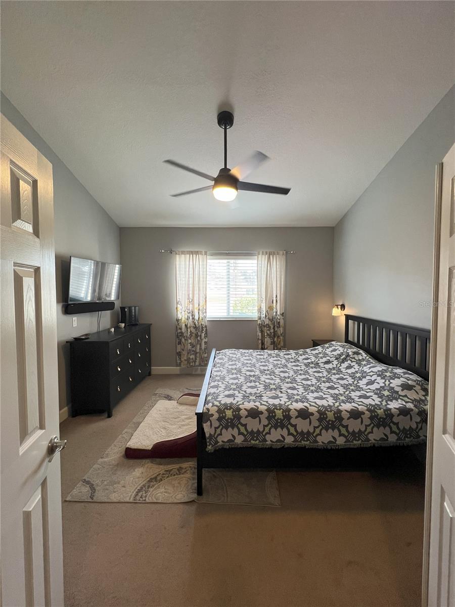 Image 7 of 12 For 210 50th Avenue N