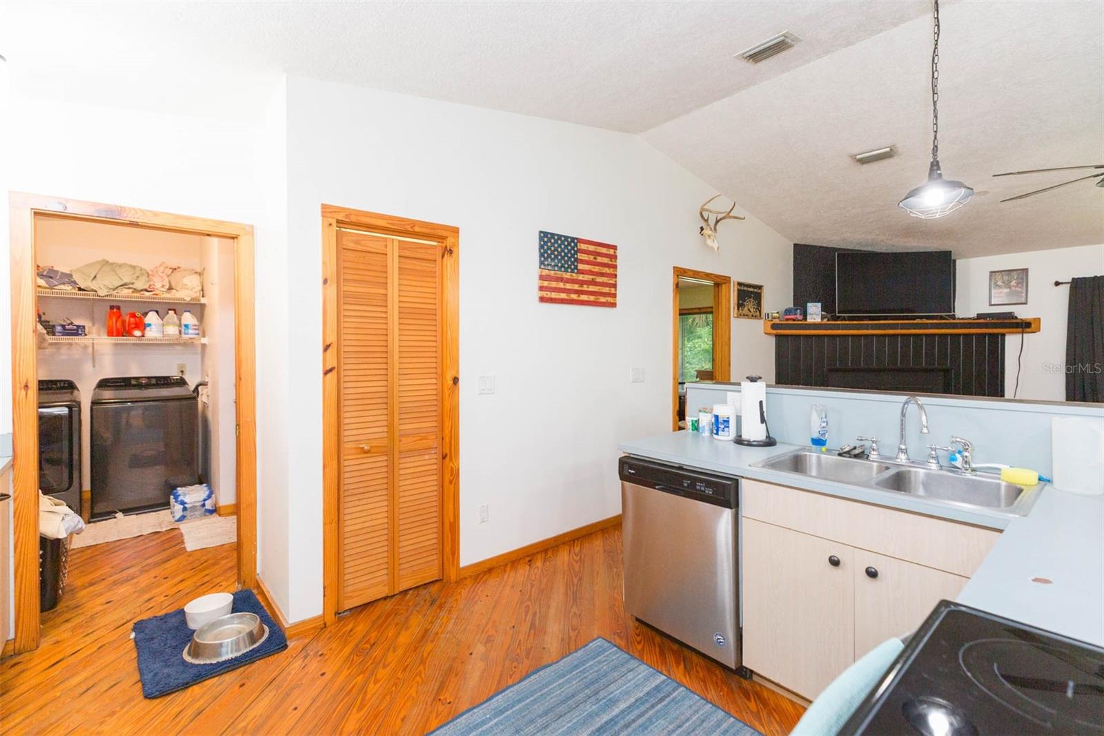 Image 16 of 41 For 5139 Cedar Lane