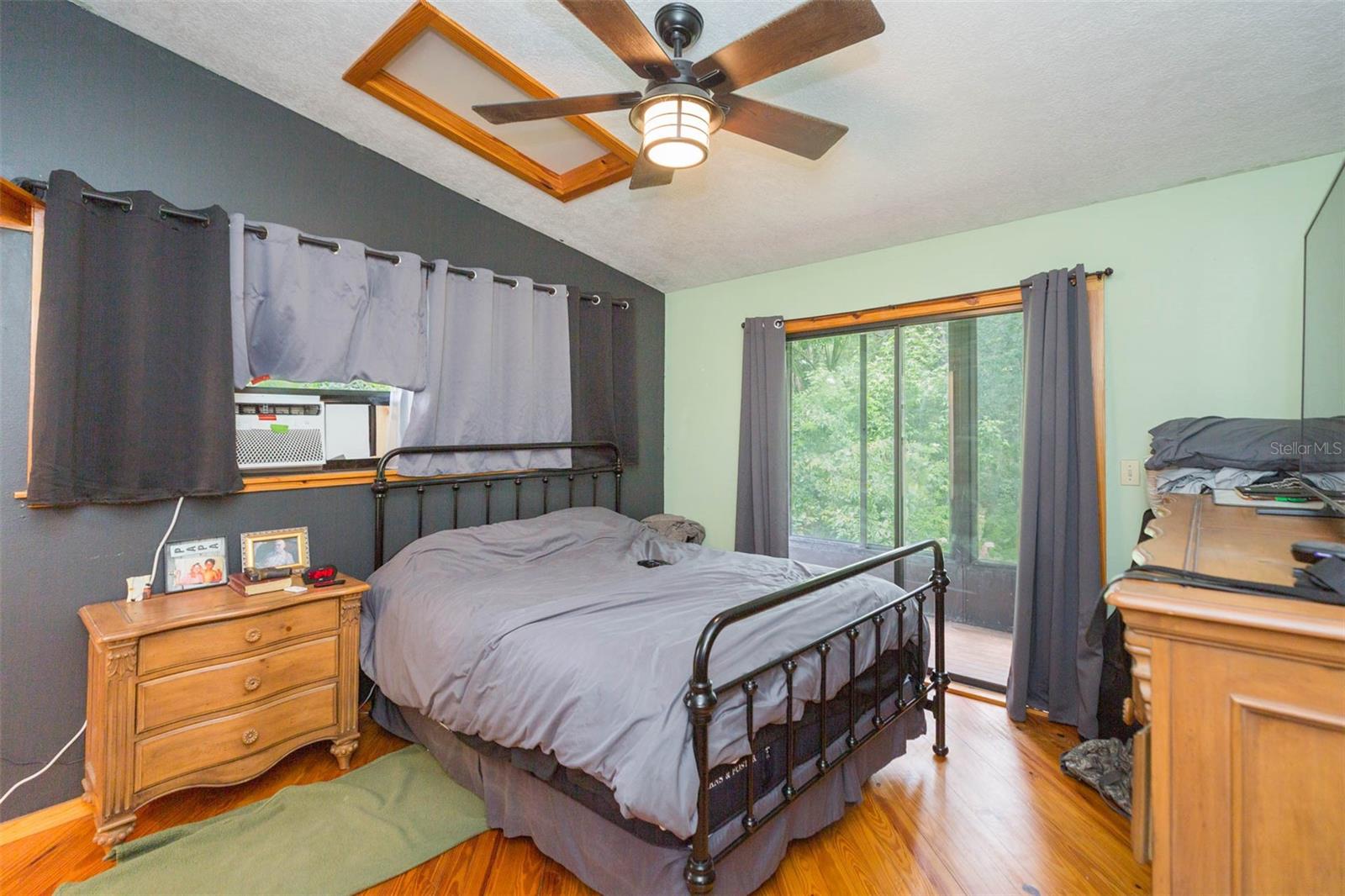 Image 17 of 41 For 5139 Cedar Lane