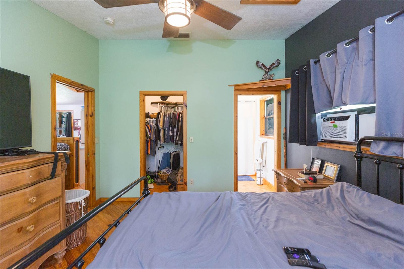 Image 18 of 41 For 5139 Cedar Lane