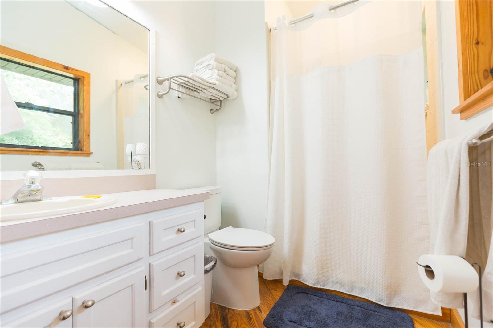 Image 20 of 41 For 5139 Cedar Lane