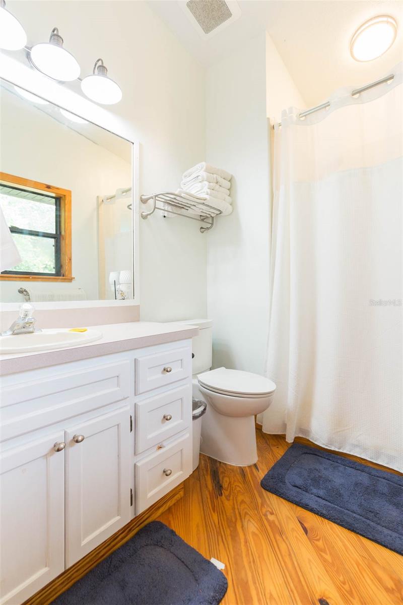 Image 21 of 41 For 5139 Cedar Lane