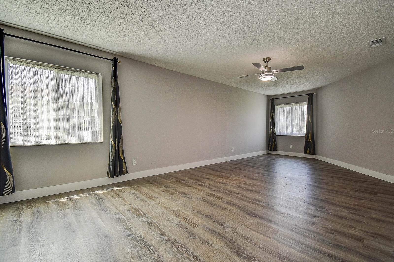 Image 23 of 41 For 1526 Fort Duquesna Drive