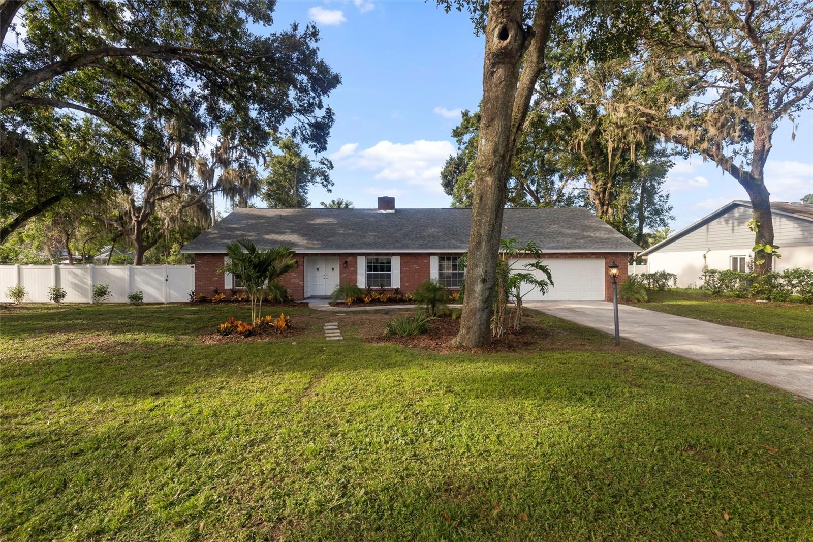 Details for 1802 Parkwood Drive, VALRICO, FL 33594