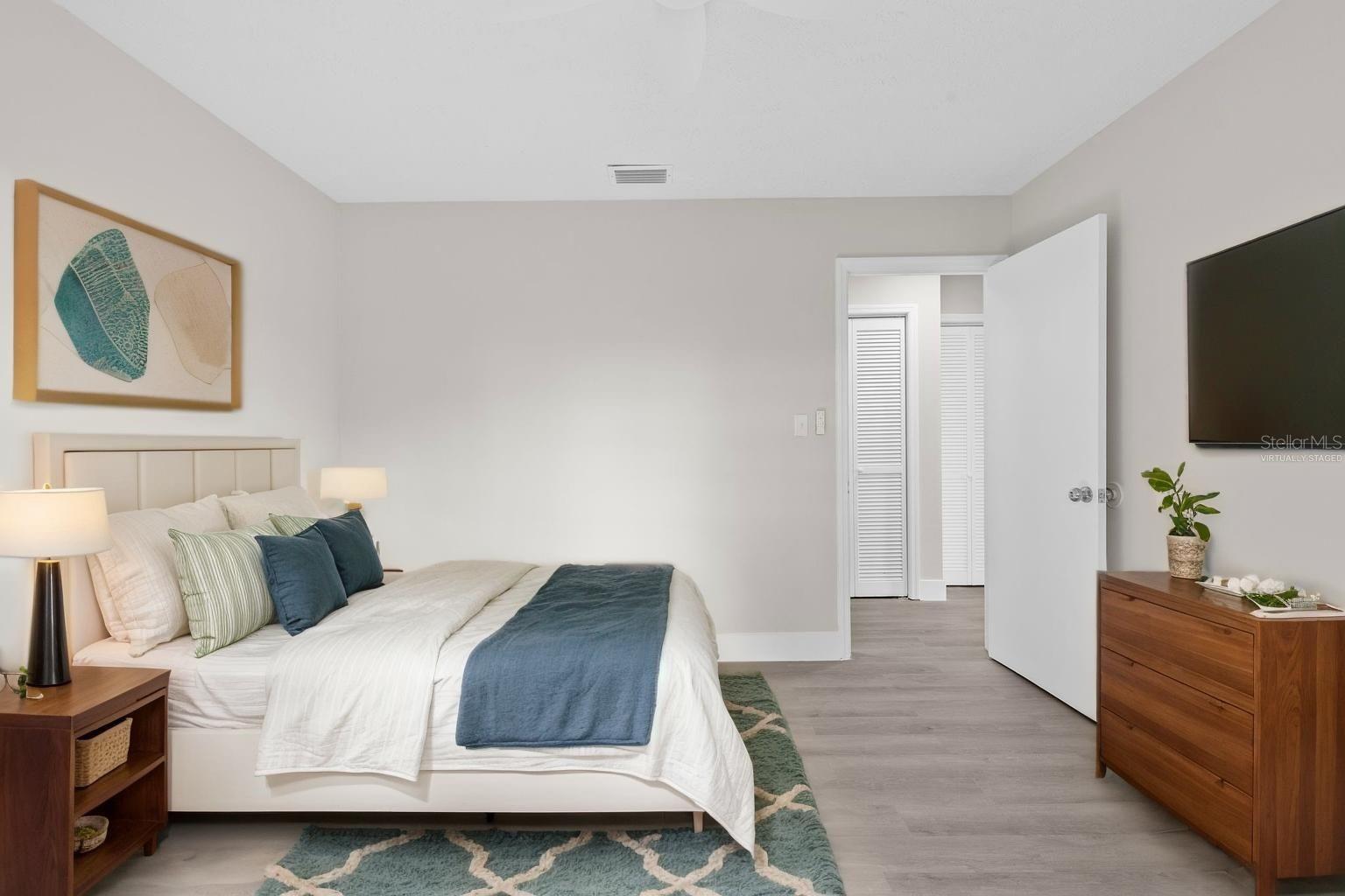 Image 35 of 71 For 1802 Parkwood Drive