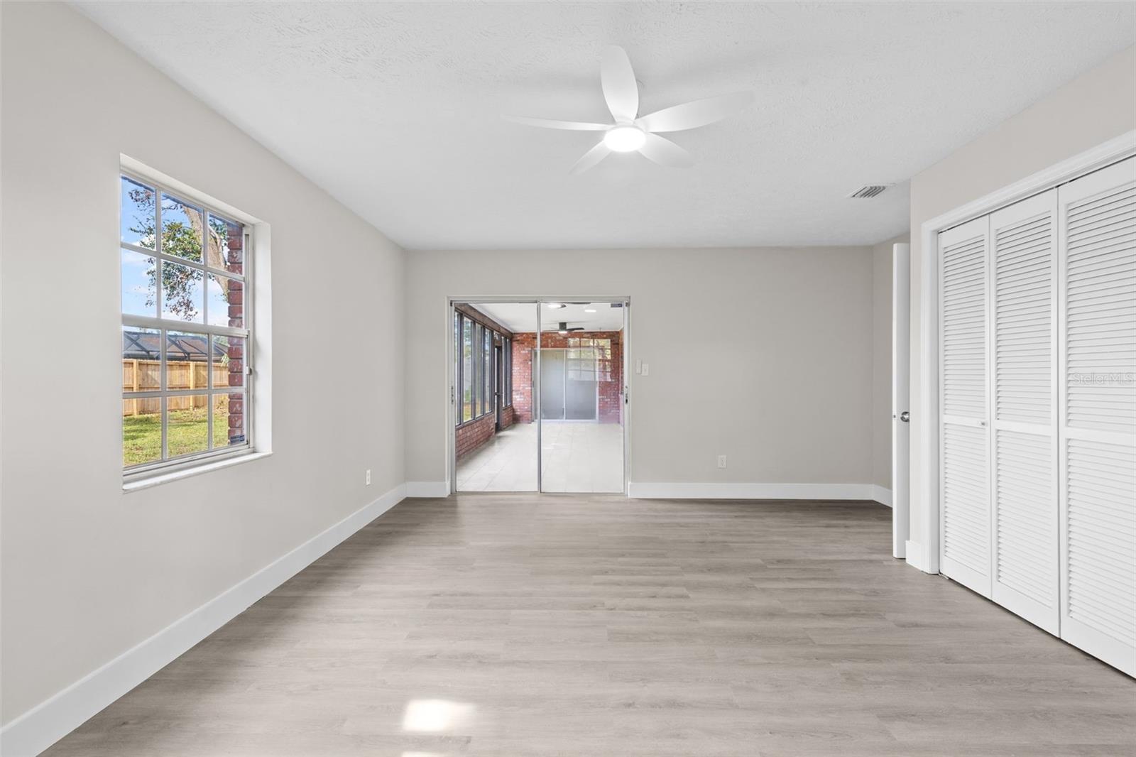 Image 38 of 71 For 1802 Parkwood Drive