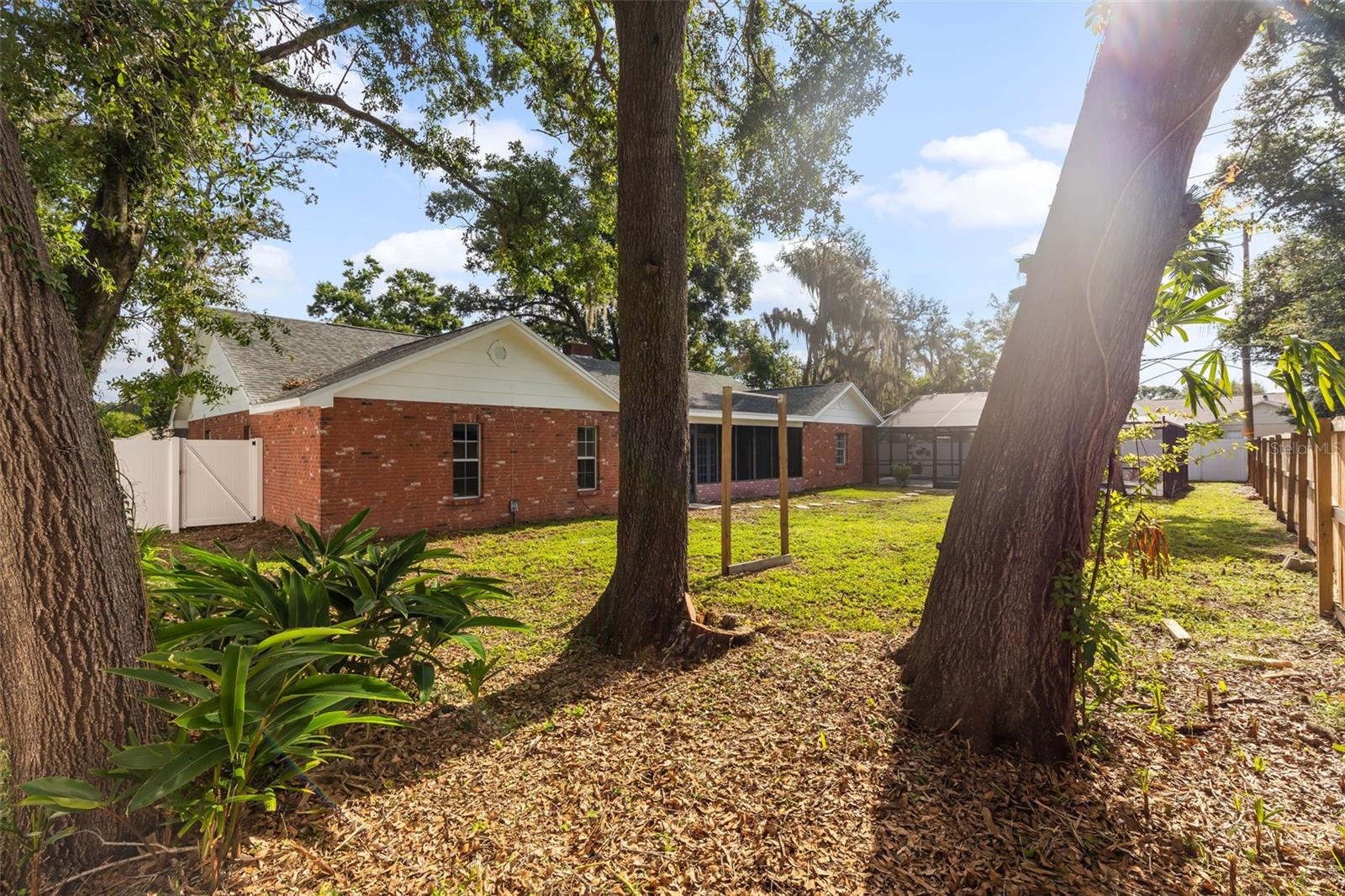 Image 50 of 71 For 1802 Parkwood Drive